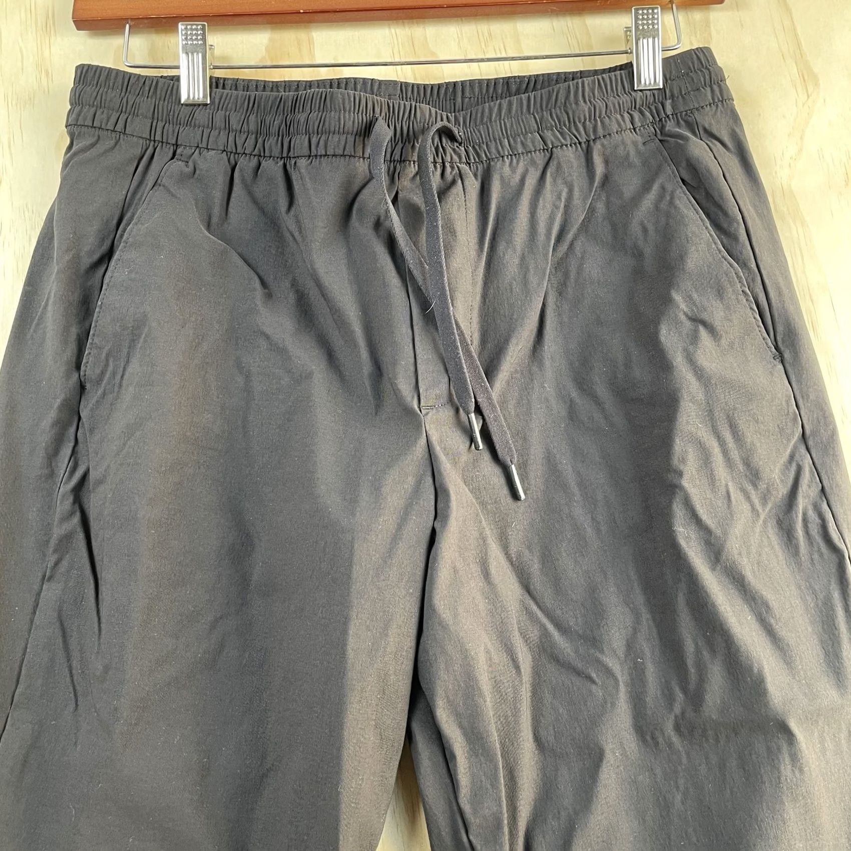 Gap Gap Jogger Pants Mens Medium Black Elastic Waist Drawstring Straight Leg Casual Size US 31 - 2 Thumbnail