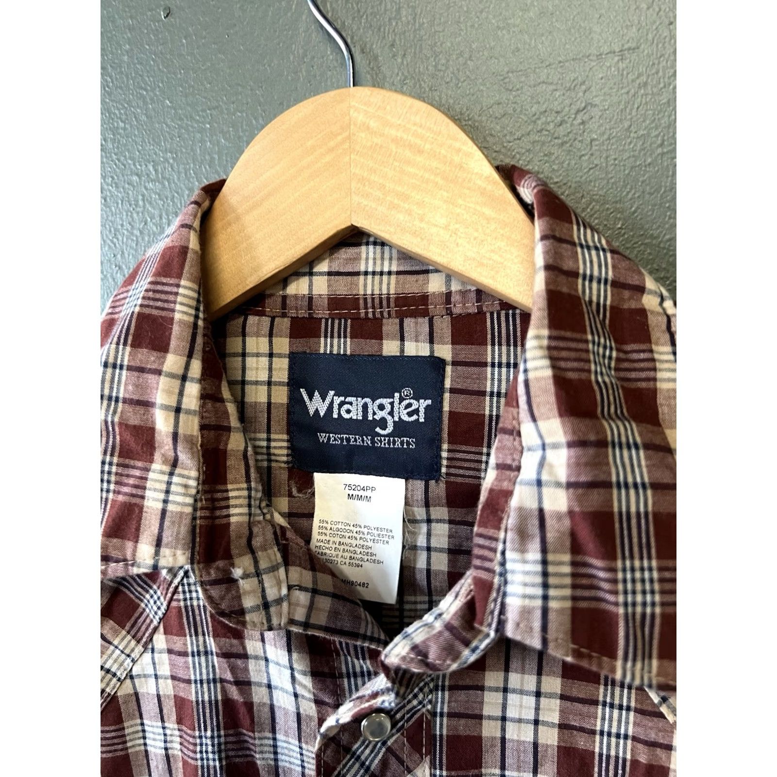 Wrangler Wrangler Shirt Mens Size Medium Red Checkered Long Sleeve Pearl Snap Dress Size 40R - 3 Thumbnail