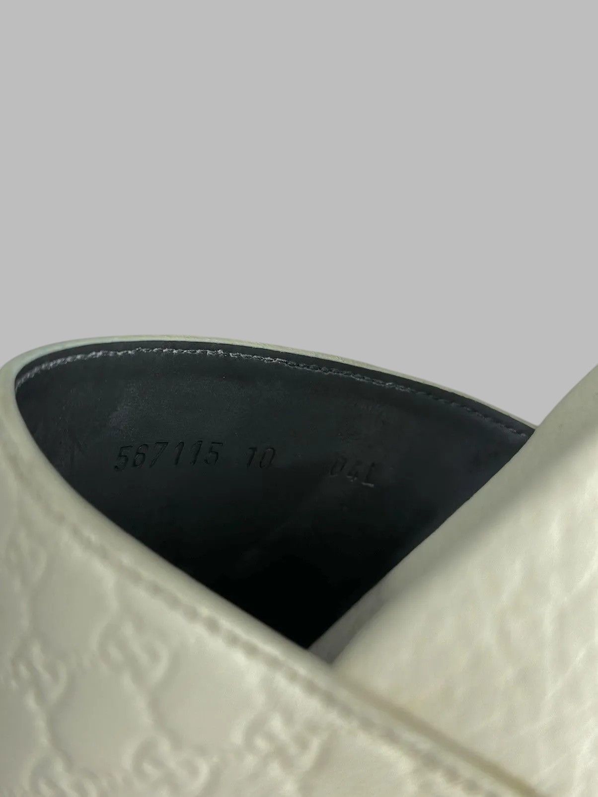 Gucci Gucci Beige Suede Loafers Classic Italian Luxury Style Size US 10 / EU 43 - 10 Thumbnail