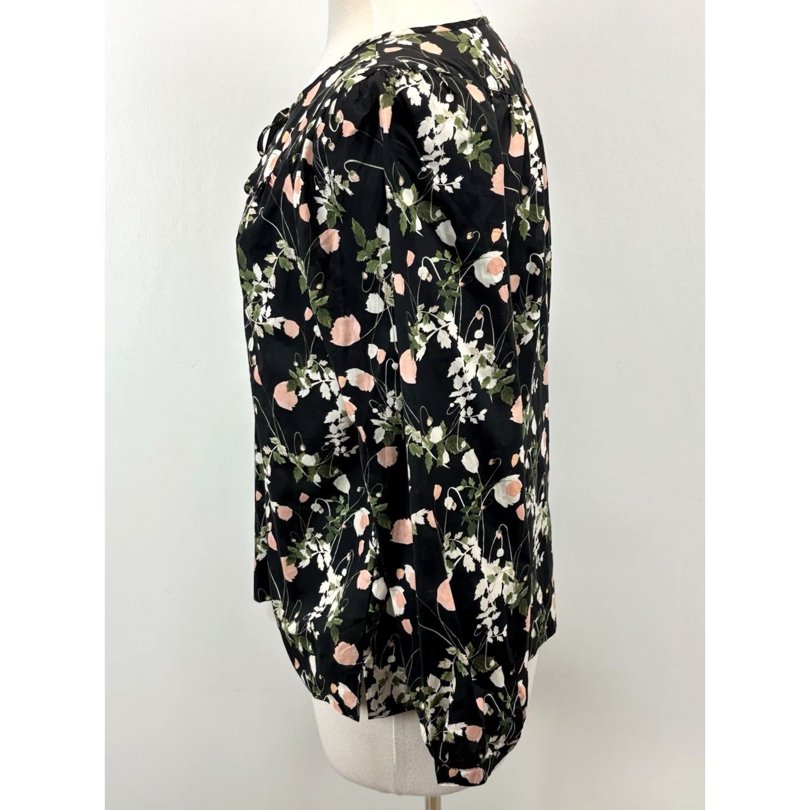 Vintage J Crew I. Crew X Liberty Of London Floral Point Sur Peasant Top Blouse Women’s S Black Cottage Size S / US 4 / IT 40 - 2 Thumbnail