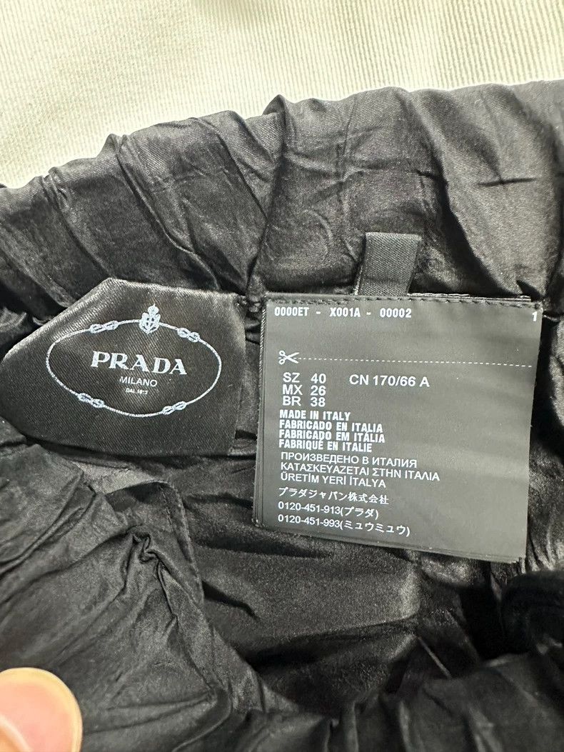 Prada Prada Mulberry silk shorts 2502-Nextarrow Size US 40 / EU 56 - 4 Thumbnail