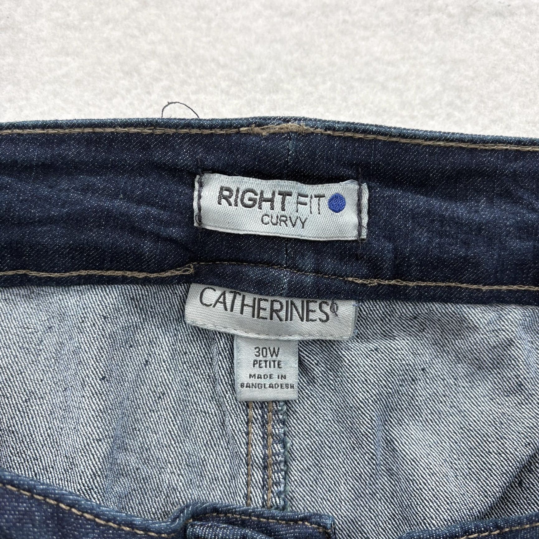 Vintage Catherines Right Fit Jeans Womens 30W Petite Blue Dark Wash Stretch Straight 5-Pocket Denim Zip Jeans Womens Boys? Size 30" / US 8 / IT 44 - 4 Thumbnail