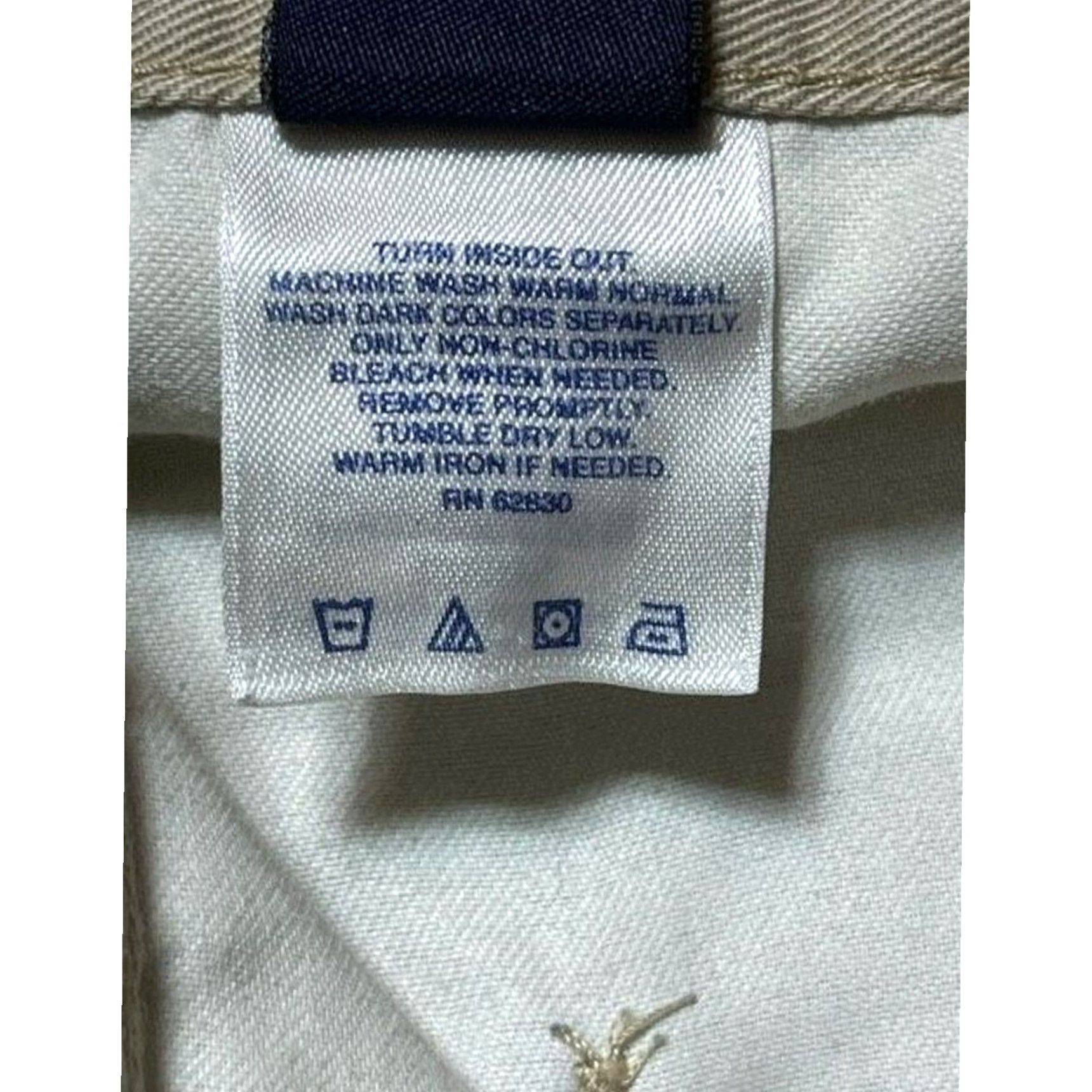 Lands' End Lands' End Chino Pants 36 Pleated Khaki Regular Men High Rise Comfortable Pockets Twill Workwear Casual Solid Inseam 32 Size US 36 / EU 52 - 7 Thumbnail