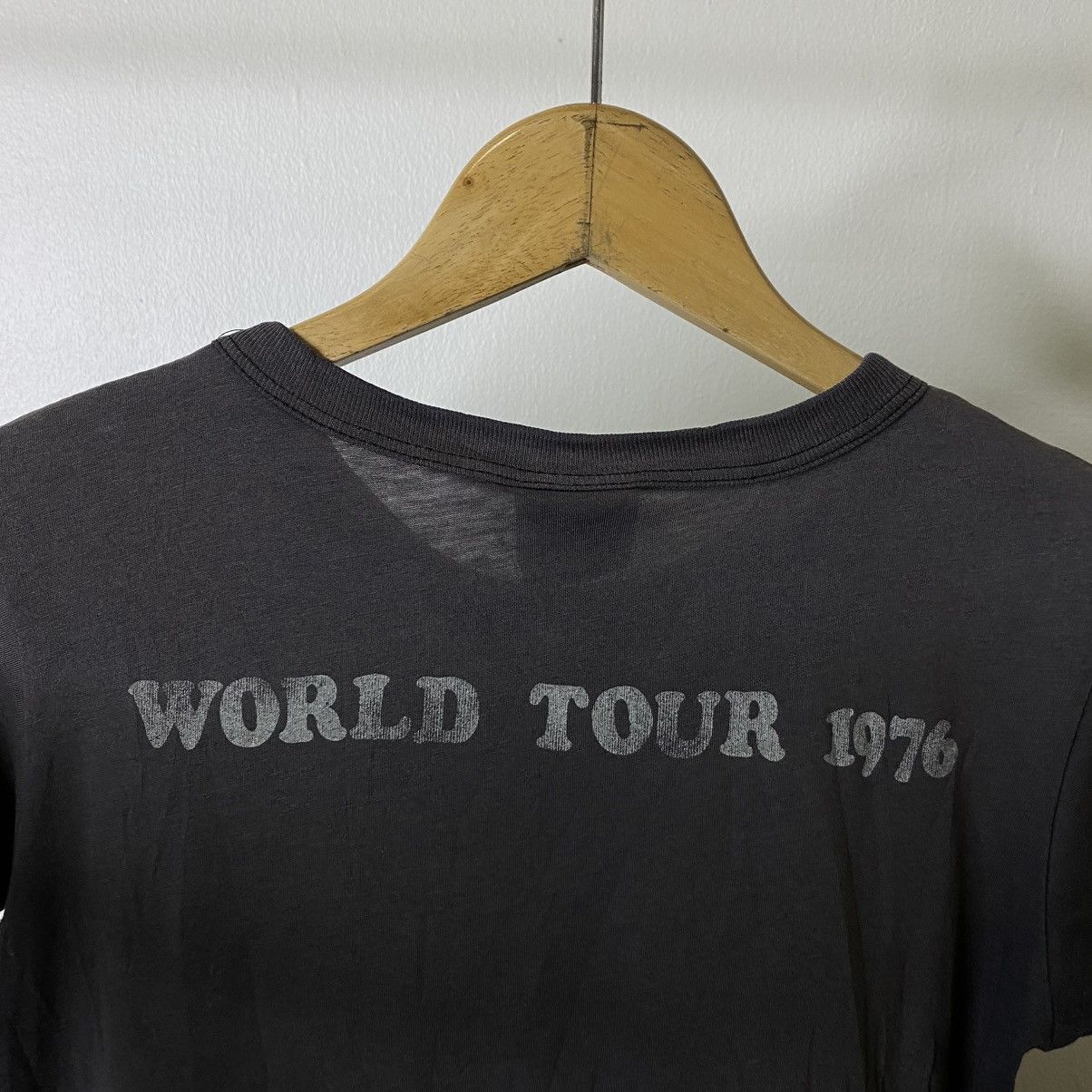 Band Tees 1990s Winterland Lynyrd Skynyrd Sunfaded Women Band T Shirt Size S / US 4 / IT 40 - 6 Thumbnail