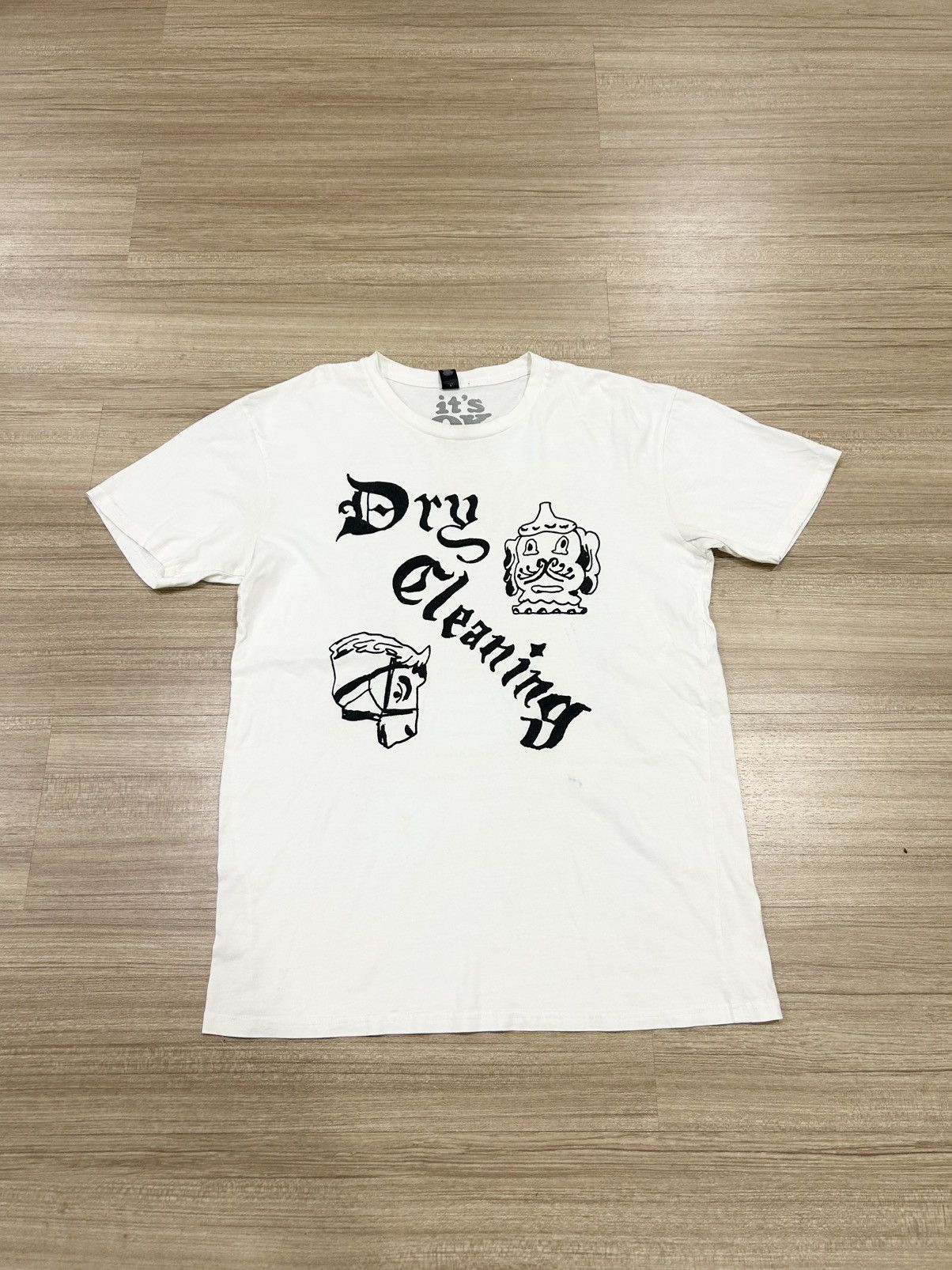 Band Tees Dry Cleaning Size US L / EU 52-54 / 3 - 1 Thumbnail