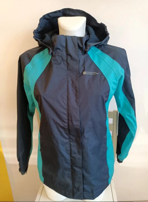 The Mountain Light women's jacket with a hood, perfect condition. Size M Size M / US 6-8 / IT 42-44 - 1 Thumbnail