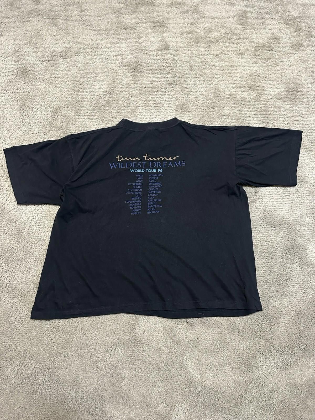 The Unbranded Brand Tina Turner Wildest Dreams World Tour 96 T-Shirt (XL) Size US XL / EU 56 / 4 - 5 Thumbnail