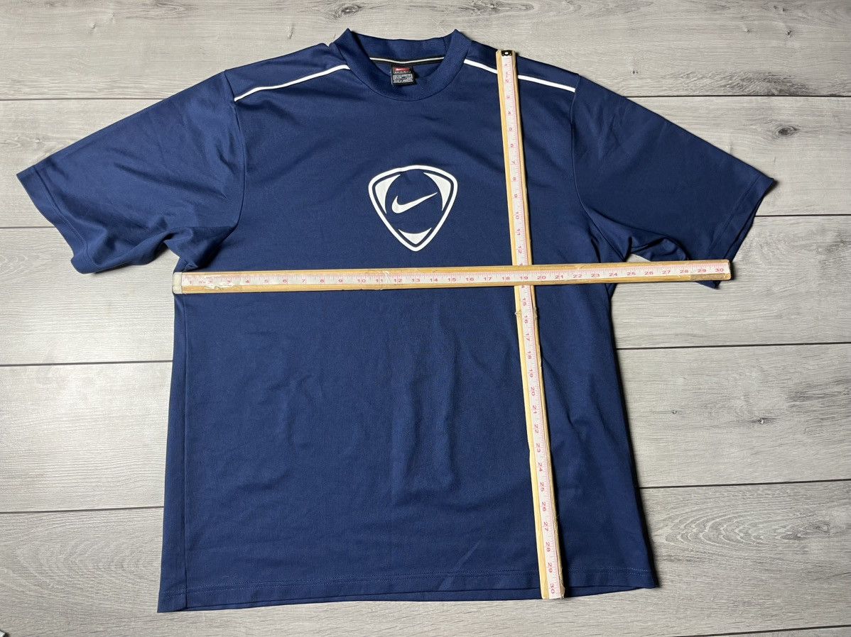 Nike Vintage Nike tshirt big logo t90 size XXLarge Size US XXL / EU 58 / 5 - 5 Thumbnail