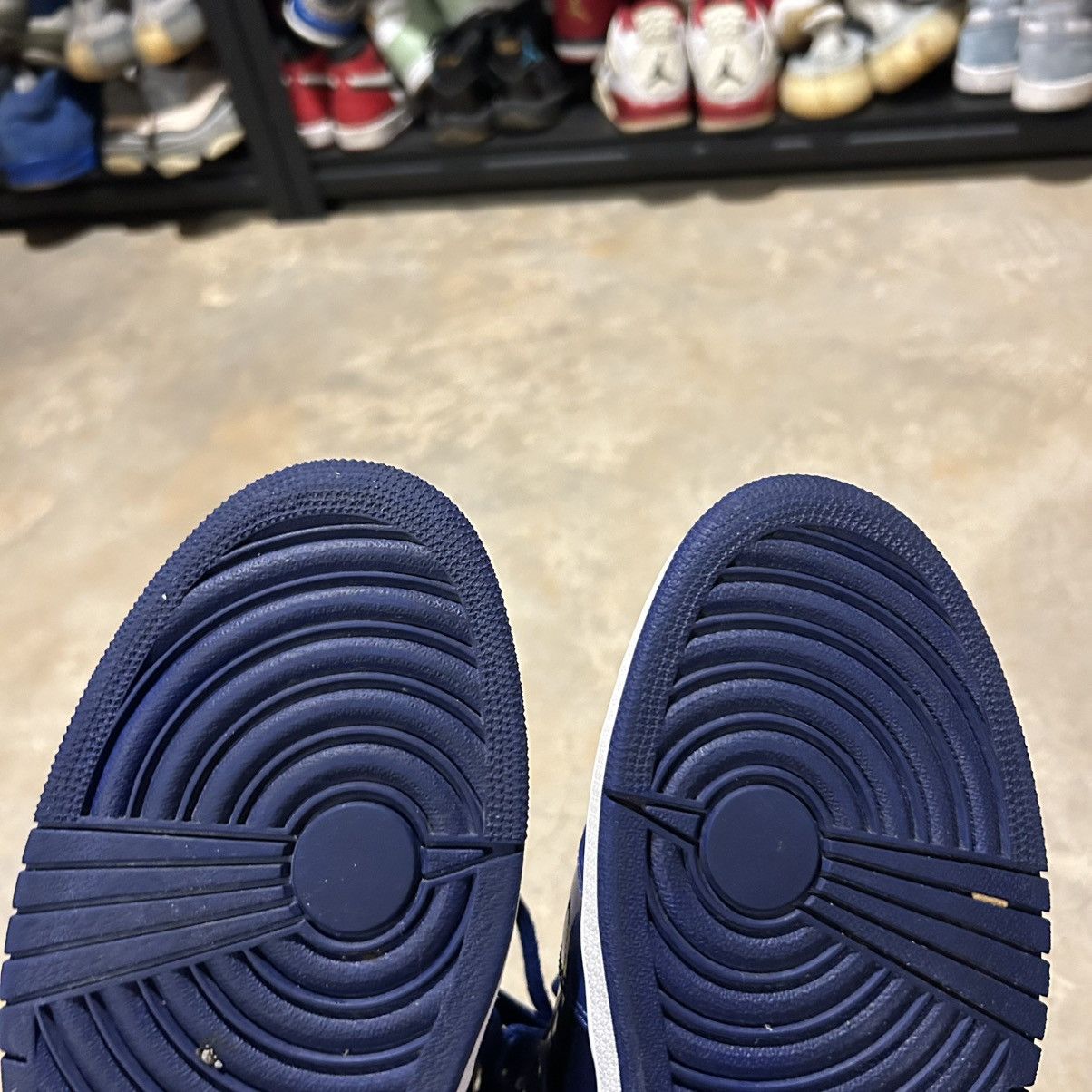 Jordan Brand Air Jordan 1 Retro Deep Royal 2016 US 10.5 Size US 10.5 / EU 43-44 - 9 Thumbnail