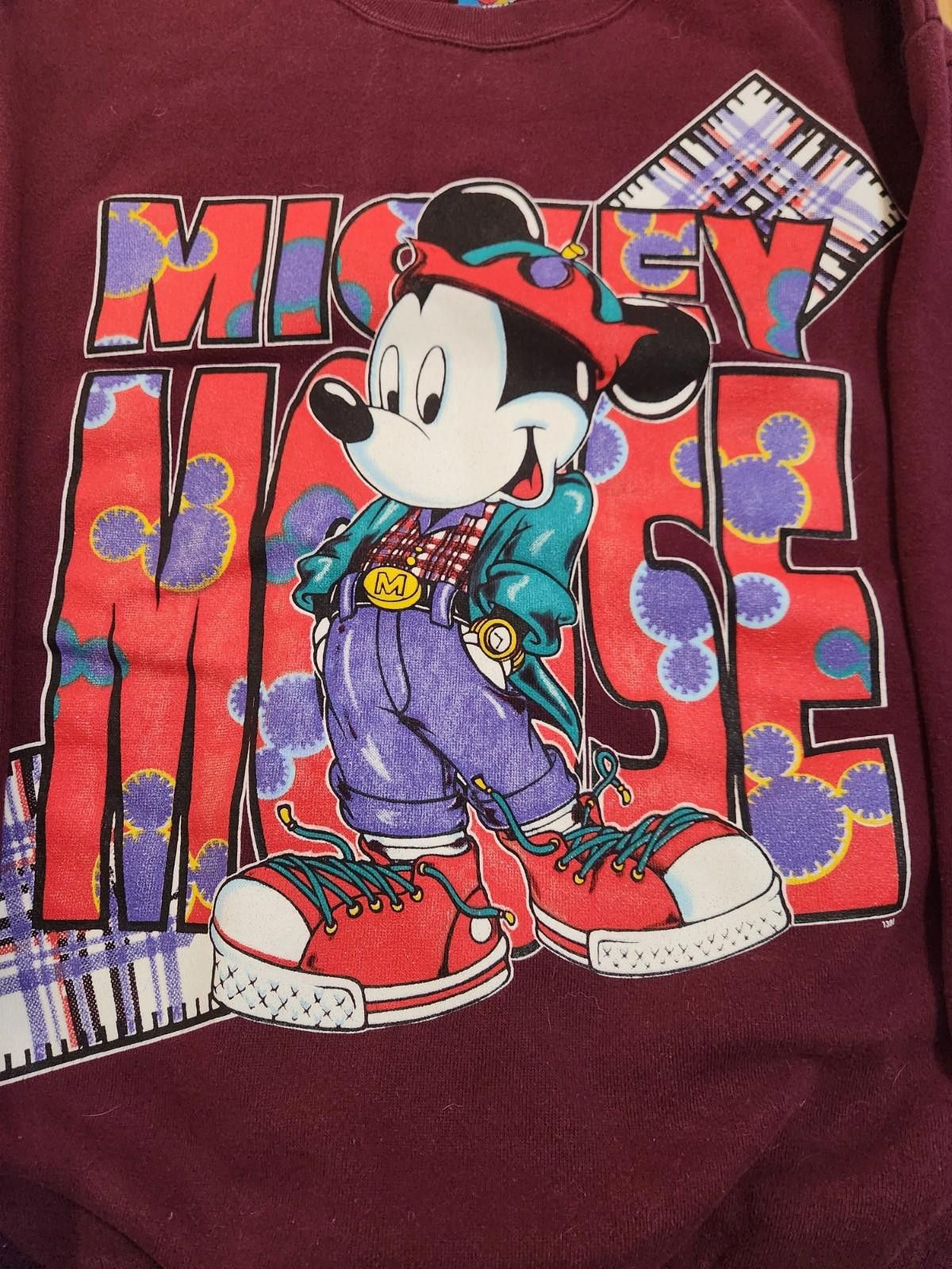 Disney Vintage Disney Mickey Mouse Streetwear Crewneck Maroon XL Size US XL / EU 56 / 4 - 2 Thumbnail
