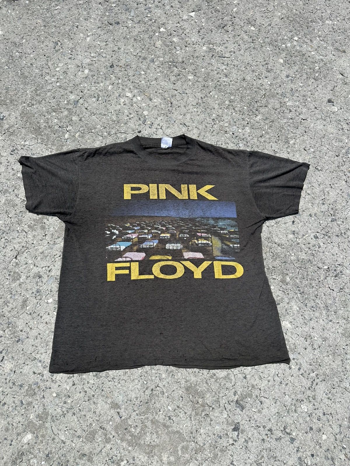 Vintage Vintage 80s Thrashed thin and faded Pink Floyd tour | Grailed