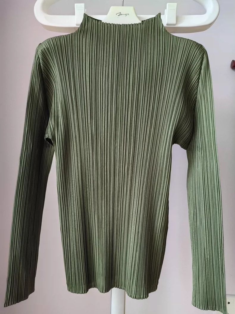 Issey Miyake issey miyake size:3 Khaki green long sleeves 2506-Nextarro Size XXS / US 00 / IT 34 - 1 Thumbnail