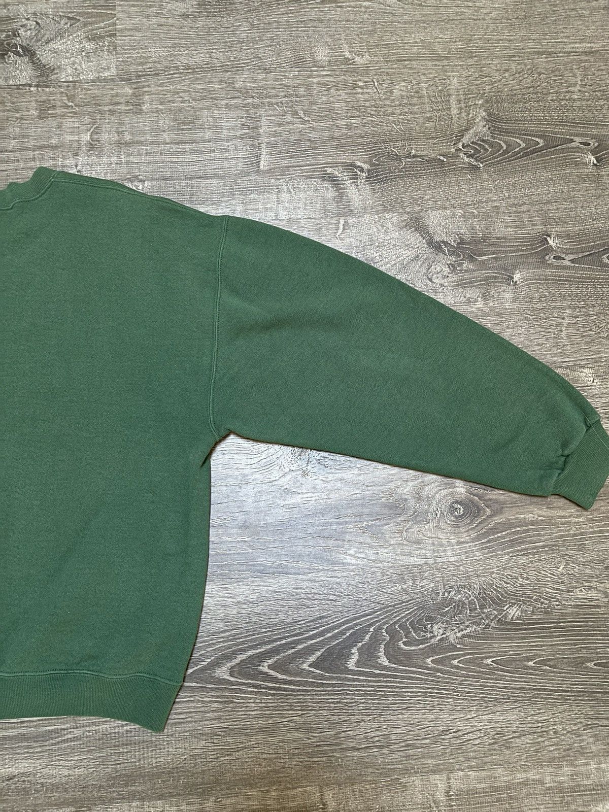 Russell Athletic × Vintage Vintage Russell Athletic Forest Green Crewneck Sweatshirt Size US L / EU 52-54 / 3 - 8 Thumbnail
