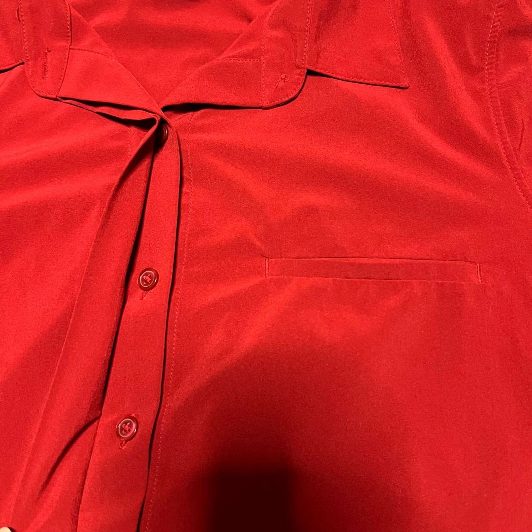 Athleta Athleta Shirt Womens Small Urbanite Top 2.0 Long Sleeve Button Red Performance Size S / US 4 / IT 40 - 2 Thumbnail