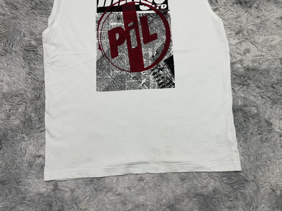 Band Tees 2000s PUBLIC IMAGE LIMITED (P.I.L) RARE DESIGN SLEEVELESS Size US M / EU 48-50 / 2 - 3 Thumbnail