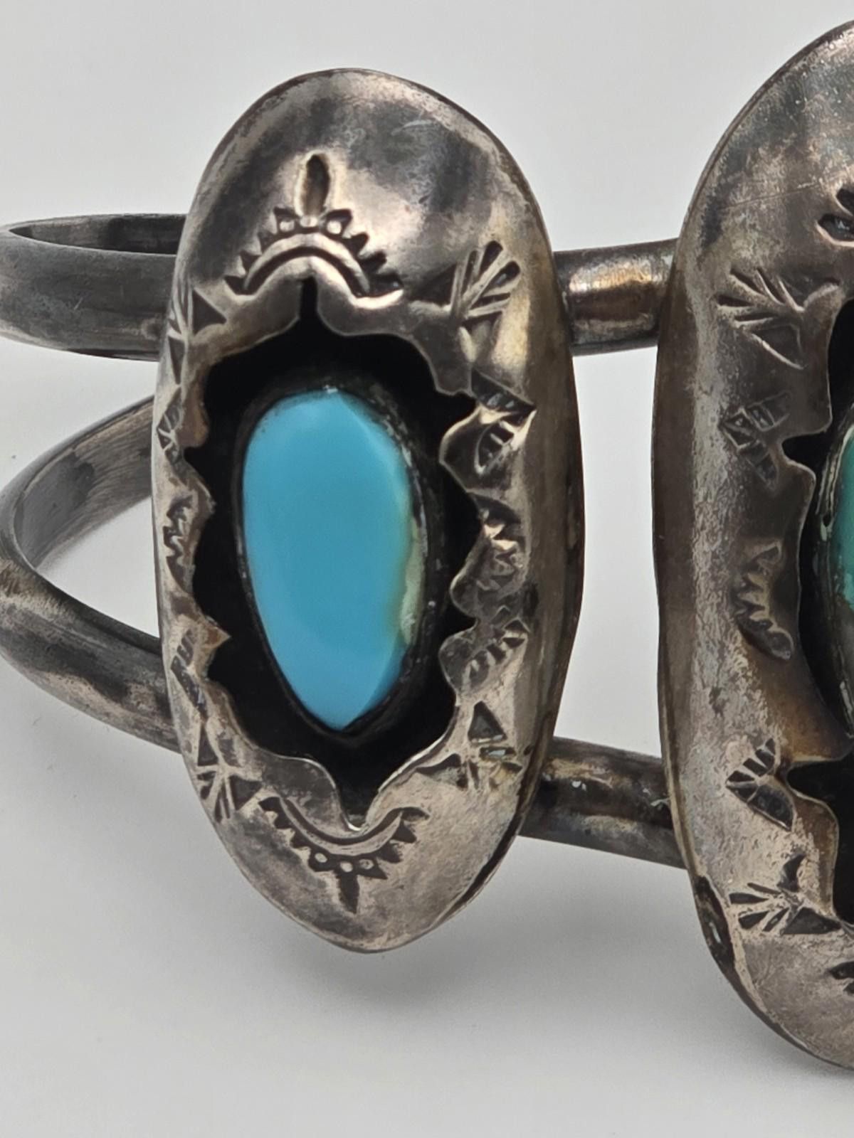 Other Vintage Navajo Style Sterling Silver Turquoise Cuff Bracelet Size ONE SIZE - 6 Thumbnail