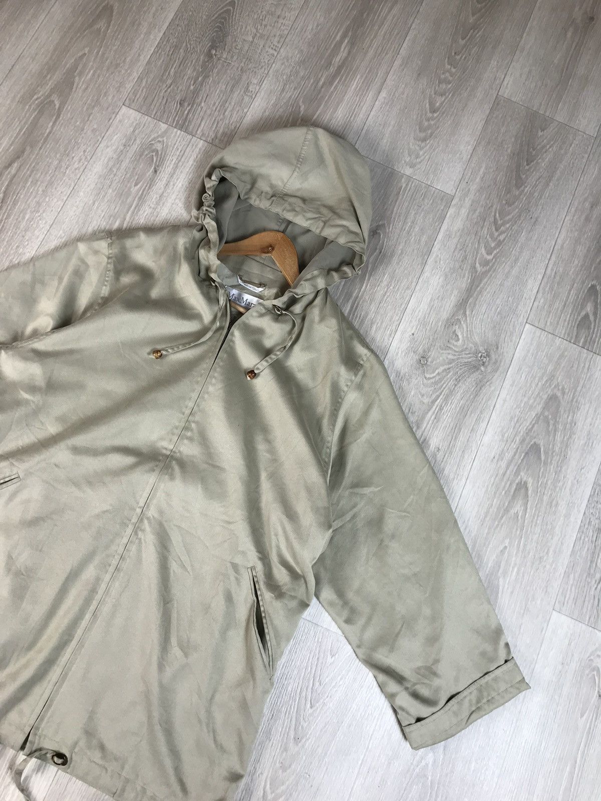 Max Mara Vintage Max Mara Oversize Light Jacket Size M / US 6-8 / IT 42-44 - 4 Thumbnail