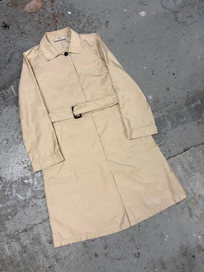 Designer × Prada × Vintage 2000s Prada Beige Belted Trench Jacket Size M / US 6-8 / IT 42-44 - 2 Thumbnail