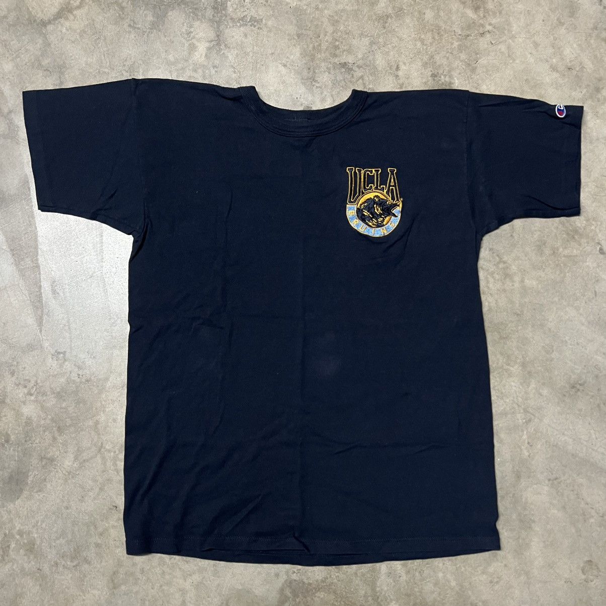Champion × Vintage Vintage 90’s UCLA Bruins 🇺🇸 Embroidered Champion T-Shirt Size US XL / EU 56 / 4 - 5 Thumbnail