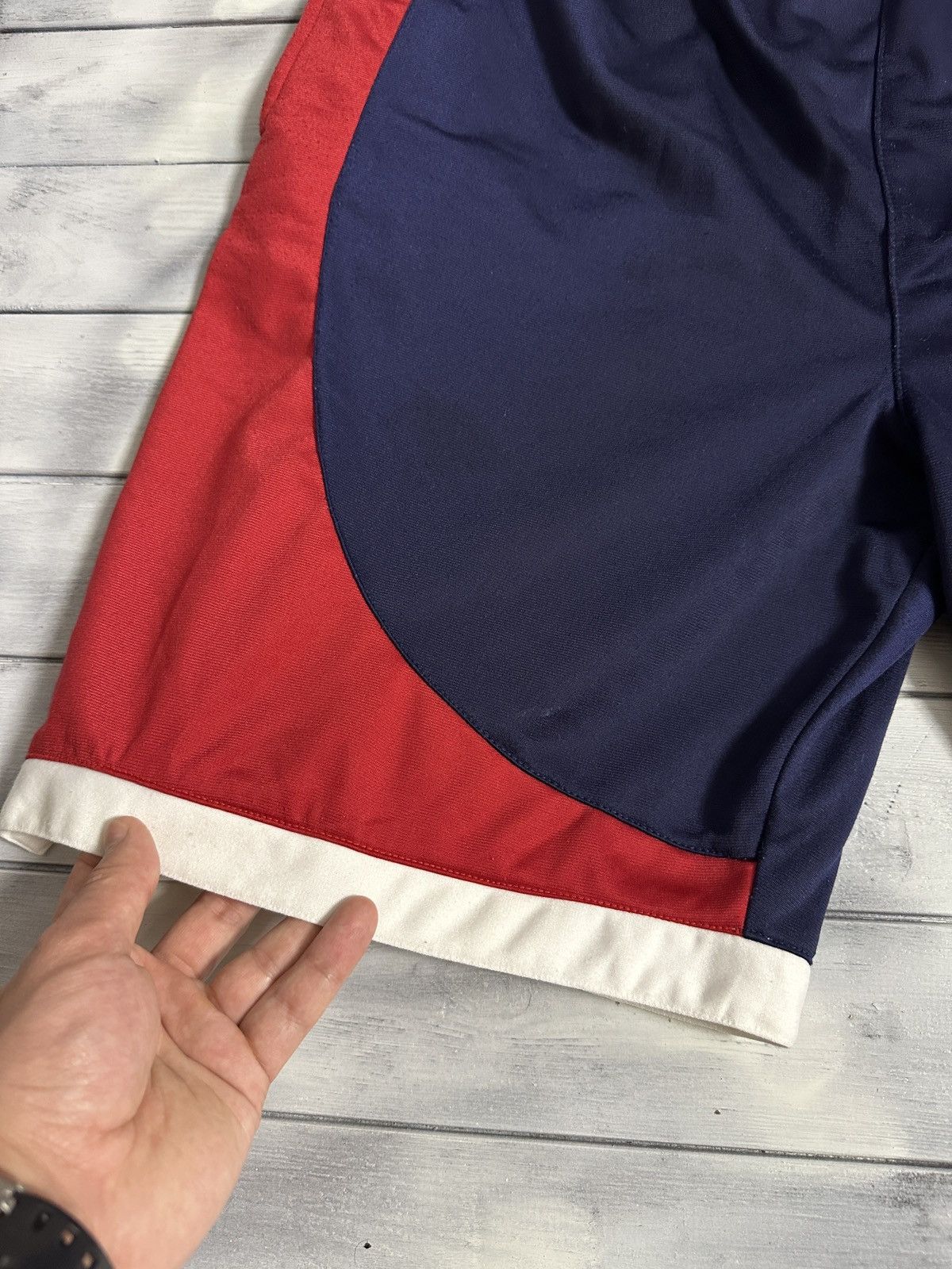 Champion Rare Vintage Shorts Champion USA Size US 36 / EU 52 - 13 Thumbnail