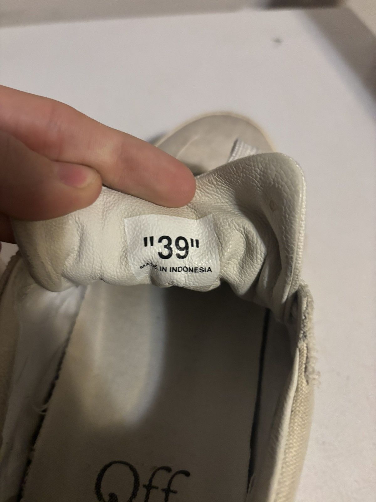 Off-White Off-White Vulcanized Sneakers Size US 6.5 / EU 39-40 - 8 Thumbnail