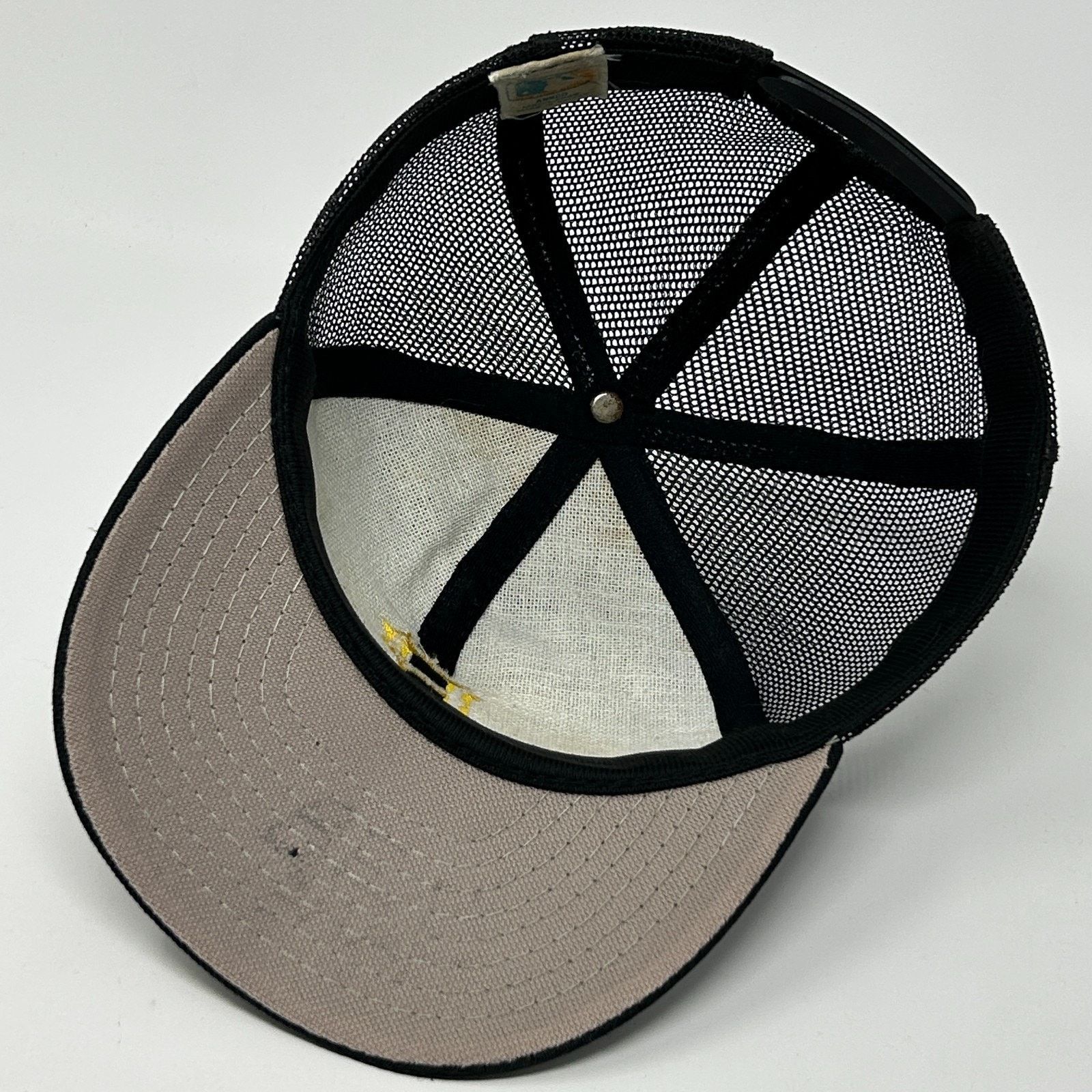 Vintage Vintage Pittsburgh Pirates Trucker Hat Baseball Cap Black Size ONE SIZE - 4 Thumbnail