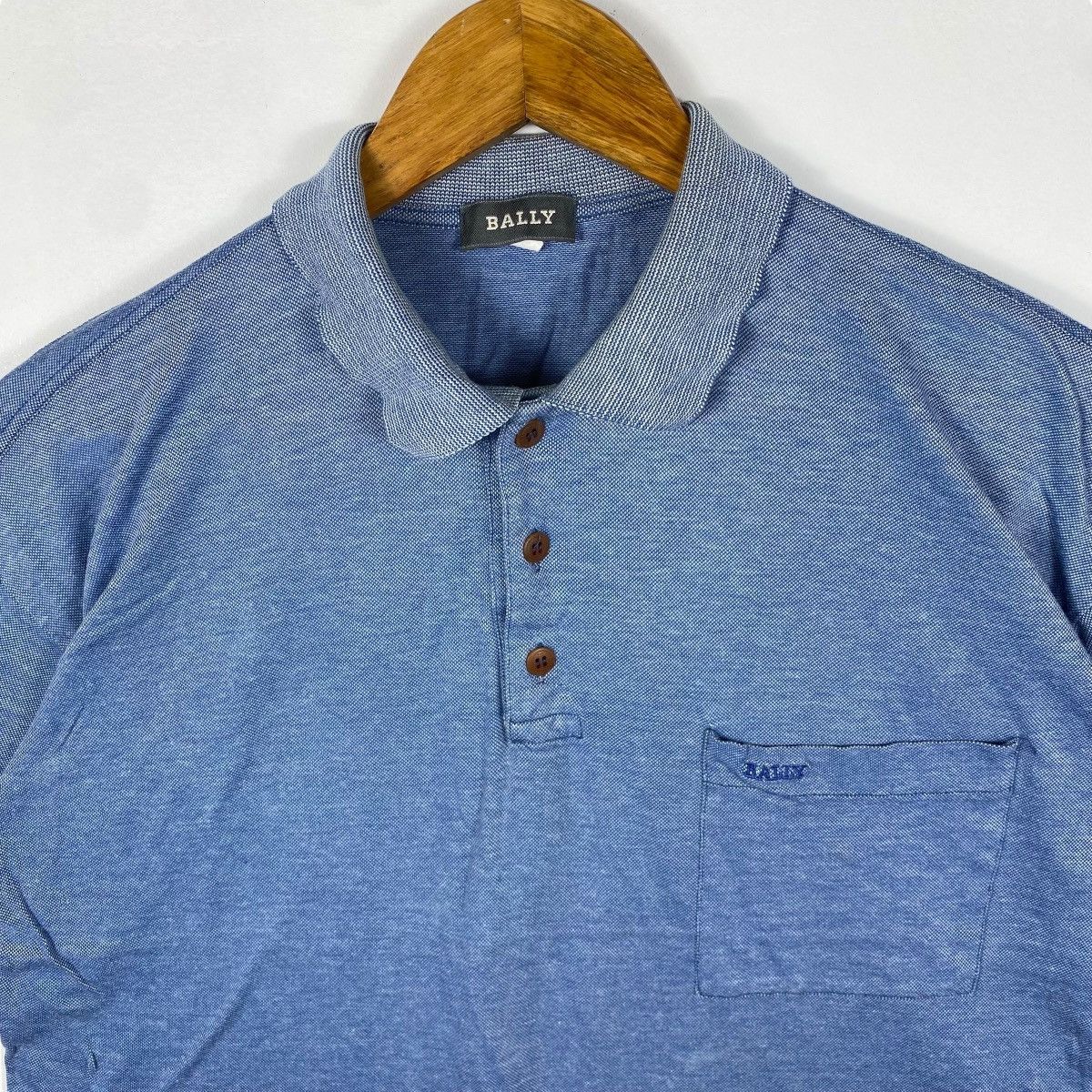 Bally Swiss Luxury Brand BALLY Blue Ss Pocket Faded Polo Shirt Size US L / EU 52-54 / 3 - 2 Thumbnail