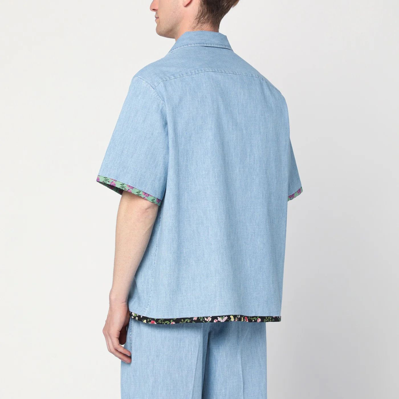 Valentino o1d2blof0326 Denim Shirt in Light Blue Size US M / EU 48-50 / 2 - 3 Thumbnail