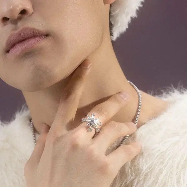 Jewelry × Vintage Exaggerate Compass Lucky Star Nightlight Ring Size ONE SIZE - 2 Thumbnail