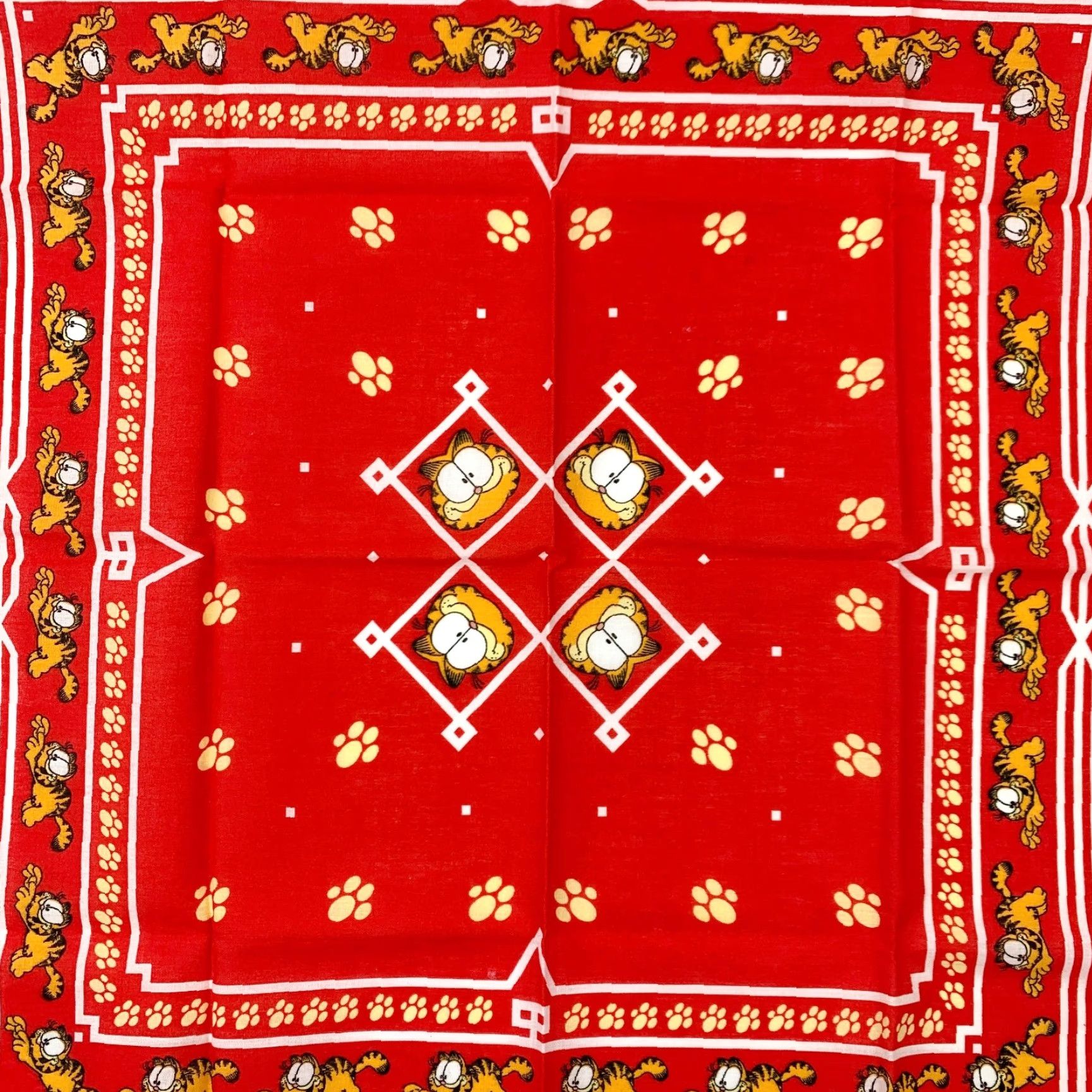 Vintage VINTAGE United Feature Syndicate Garfield Bandana 21.5"x21" Red Unisex USA Garfied Size ONE SIZE - 5 Thumbnail