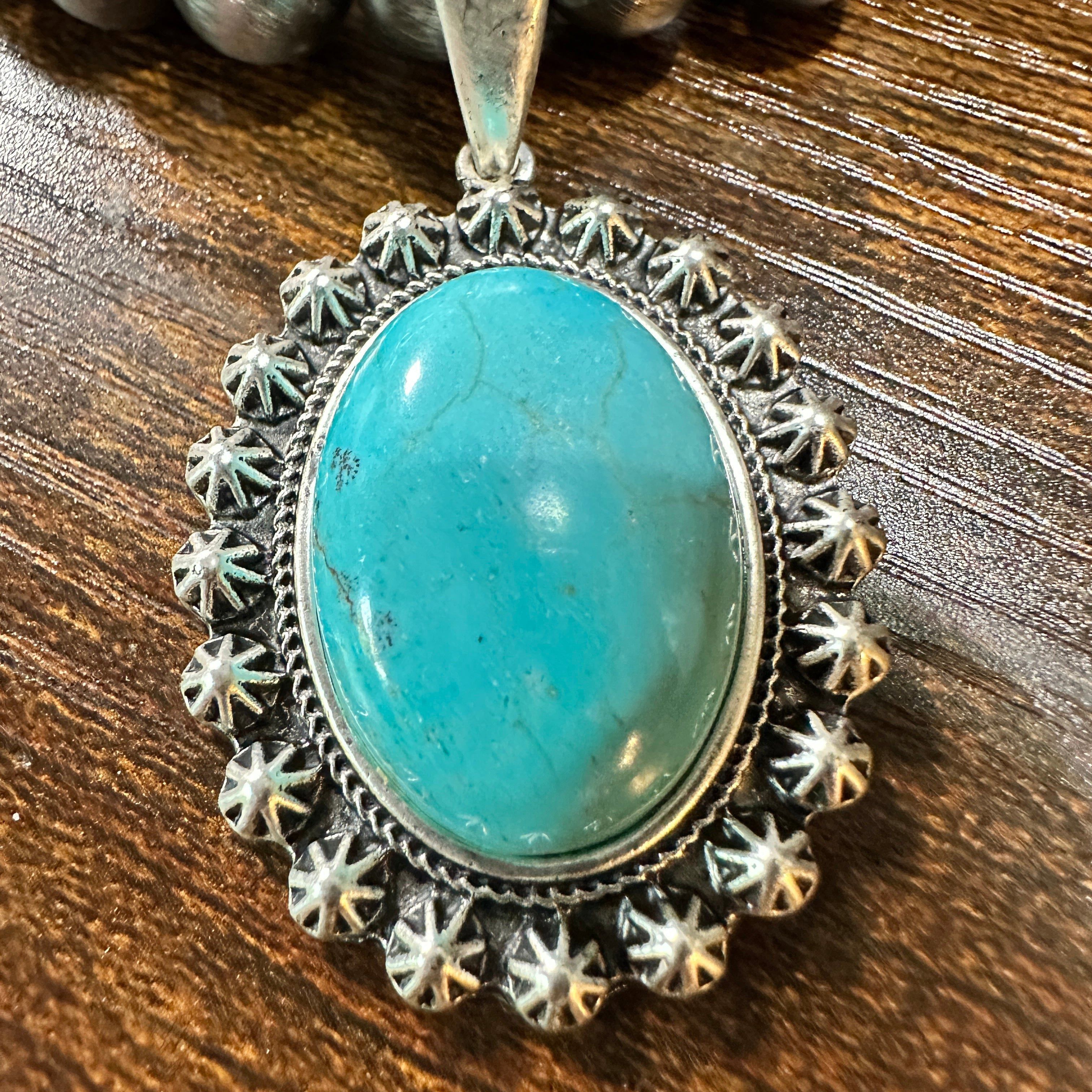 Other Navajo Turquoise Beaded Necklace 18 Inch 3 Strand Design, Bo Size ONE SIZE - 8 Thumbnail