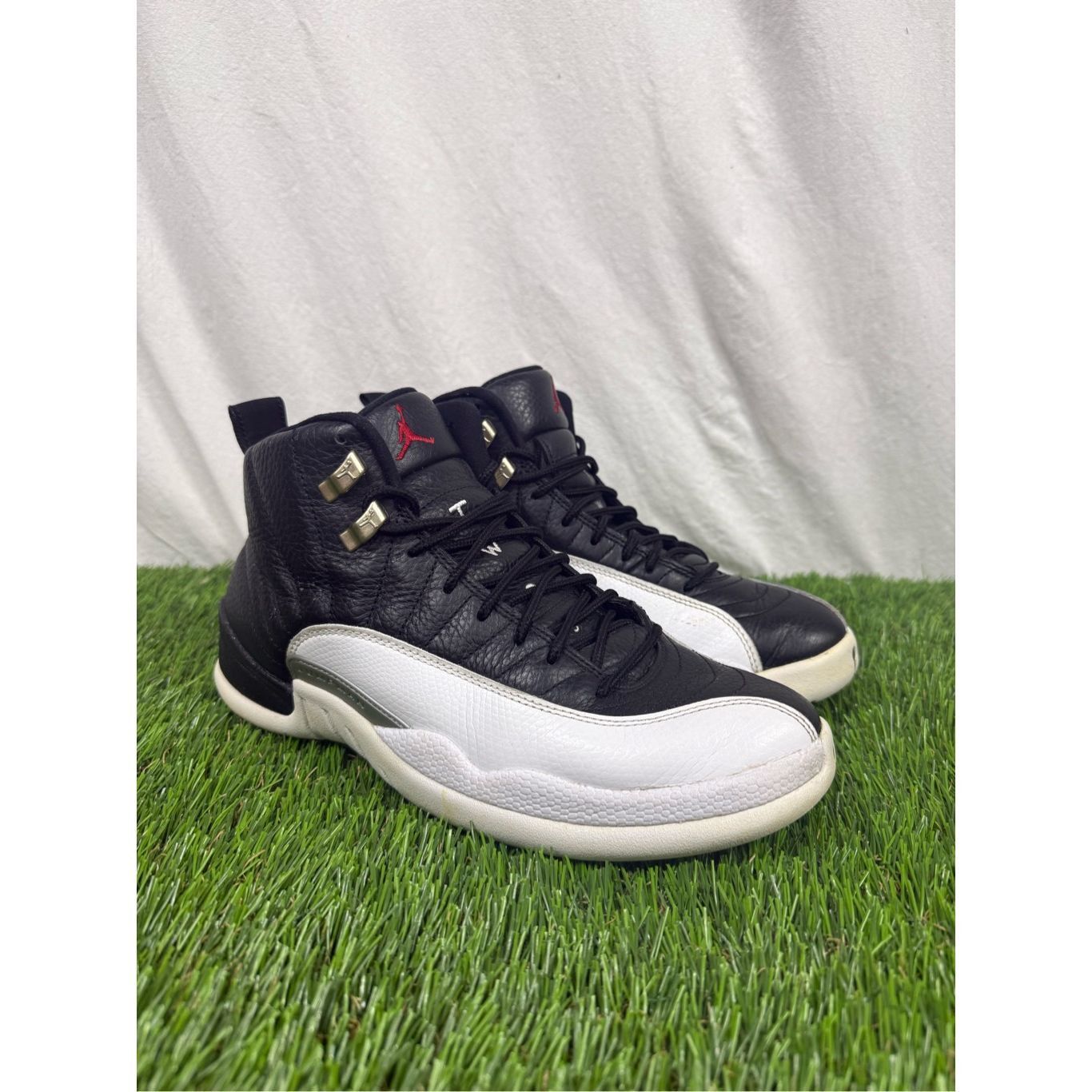 Jordan Brand Size 8.5 - Jordan 12 Retro Playoff black white fire Jordan Size US 8.5 / EU 41-42 - 1 Thumbnail
