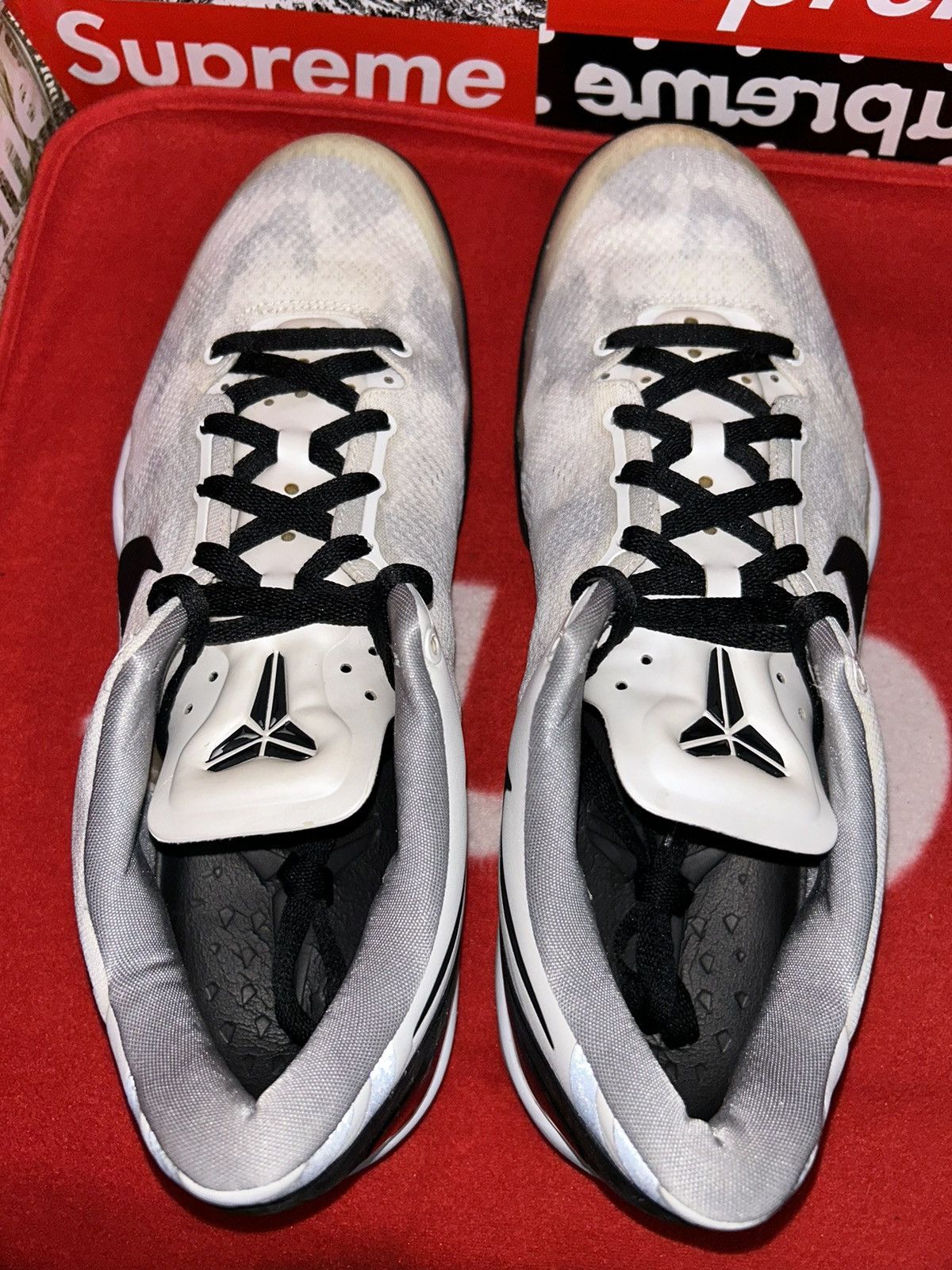 Nike Nike Kobe 8 TB ‘White Black’ 599520-111 size 14 Promo Size US 14 / EU 47 - 4 Thumbnail