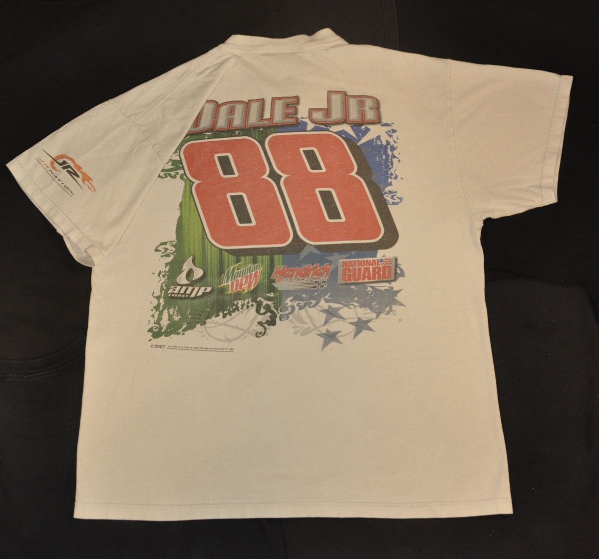NASCAR × Vintage 2007 Dale Jr 88 Large White Tee Size US L / EU 52-54 / 3 - 3 Thumbnail