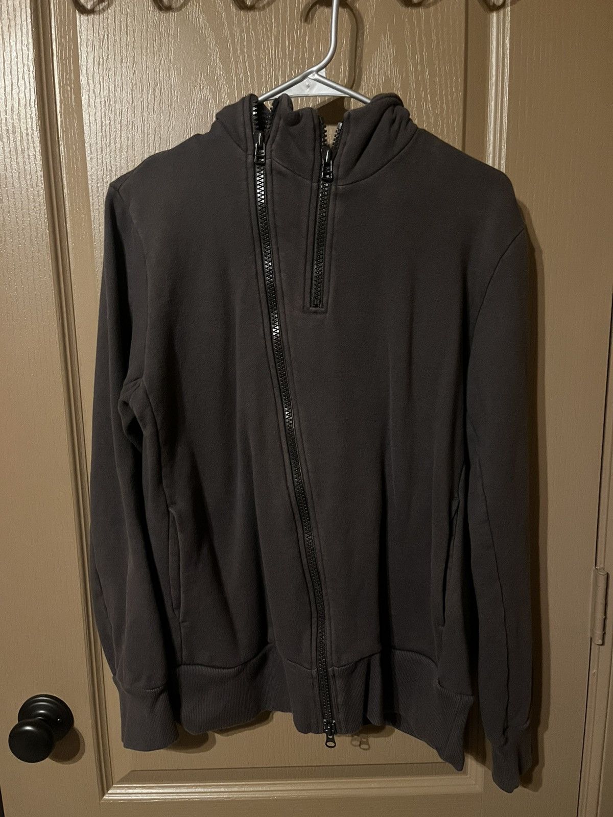 Uniqlo Rare Uniqlo Asymmetrical Zip up Jacket Size US L / EU 52-54 / 3 - 1 Thumbnail