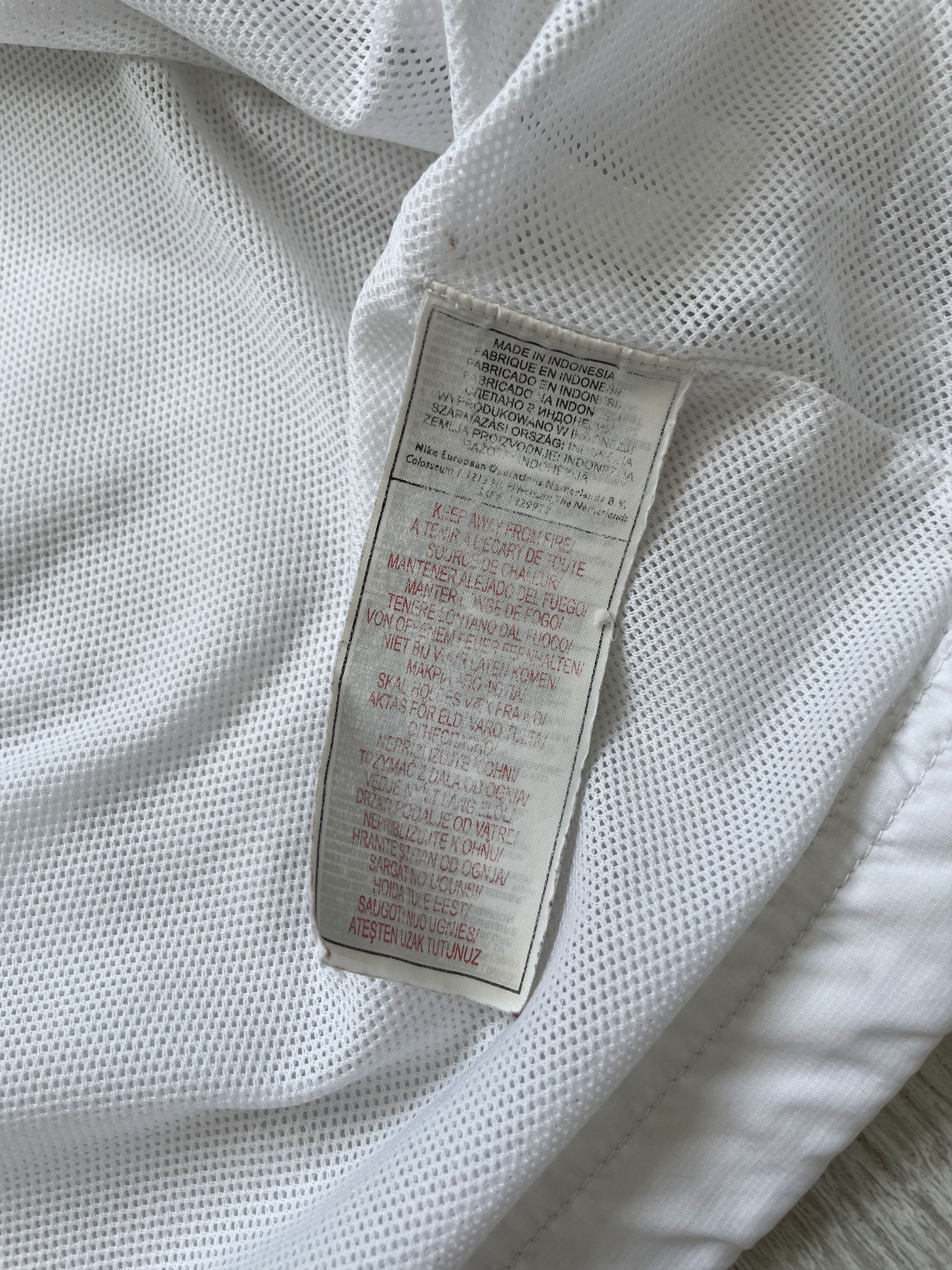 Nike Vintage Nike Nylon Light Track Olimpic Swoosh Jacket Size US XL / EU 56 / 4 - 9 Thumbnail