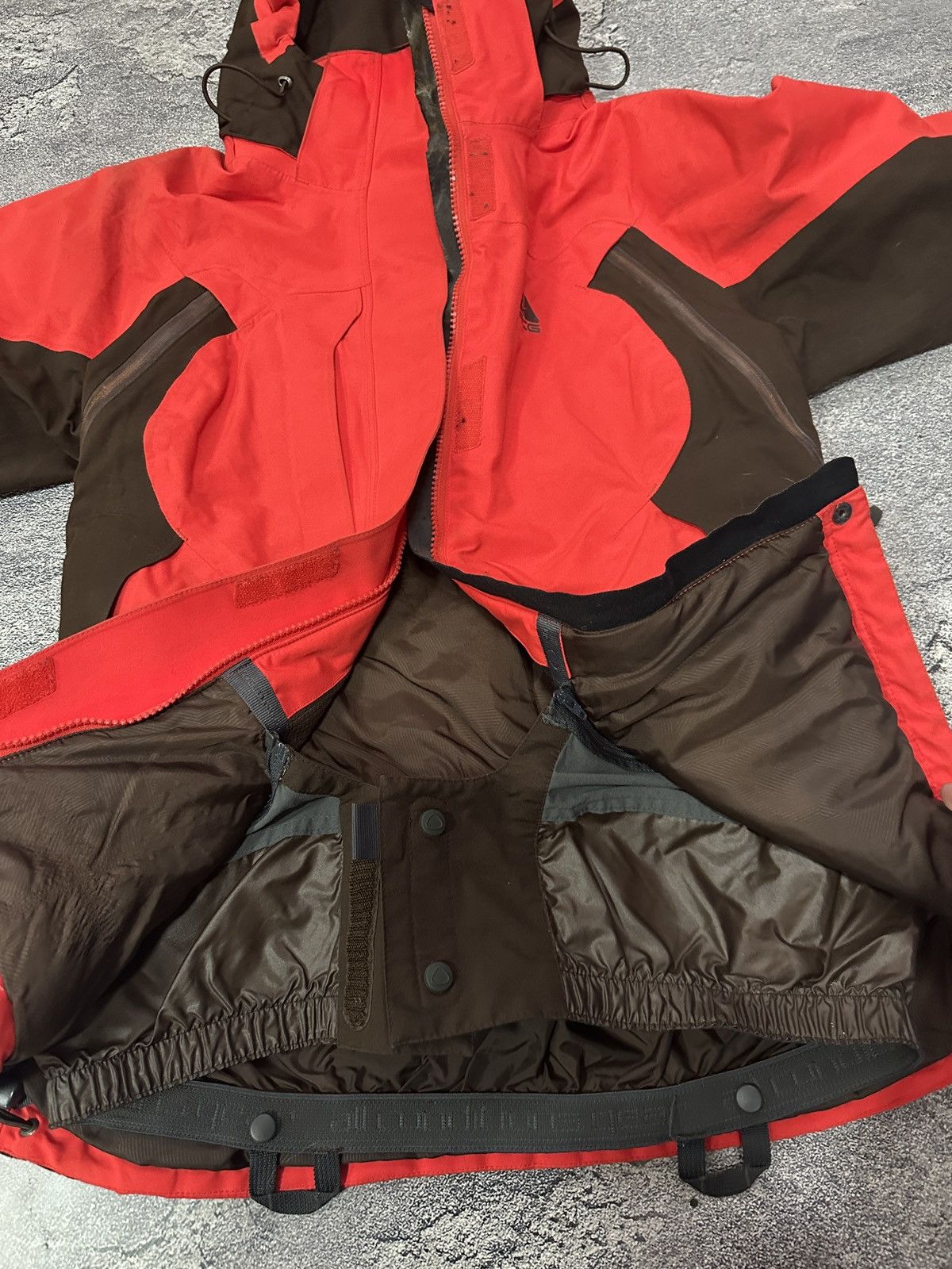 Nike ACG Nike ACG Gore-Tex Women's Waterproof Ski Jacket Red Size S Size S / US 4 / IT 40 - 7 Thumbnail