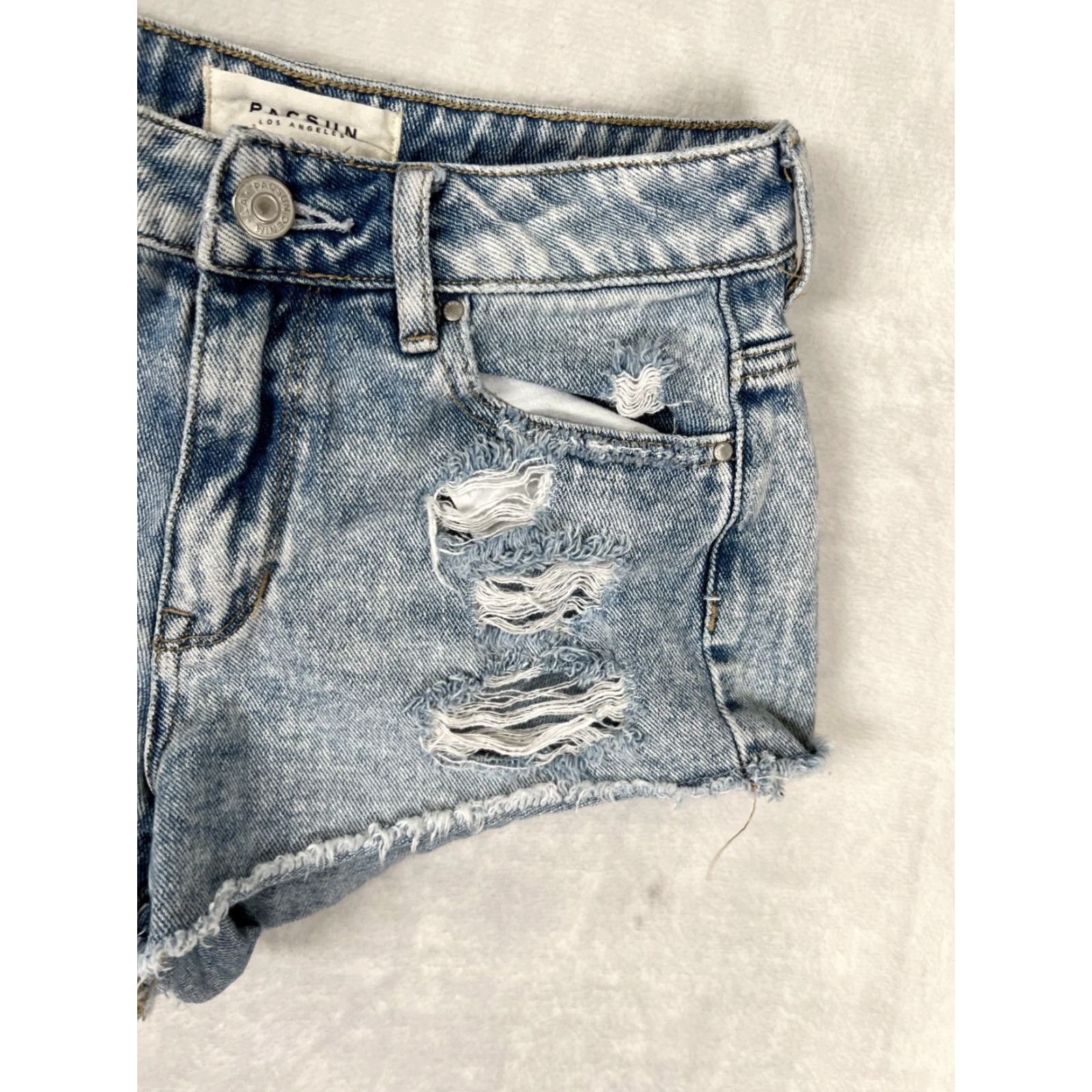 Pacsun PacSun Denim Jean Shorts Women's 24 Blue Distressed Festival Cutoff Frayed Shirt? Size 42" / US 20 - 3 Thumbnail
