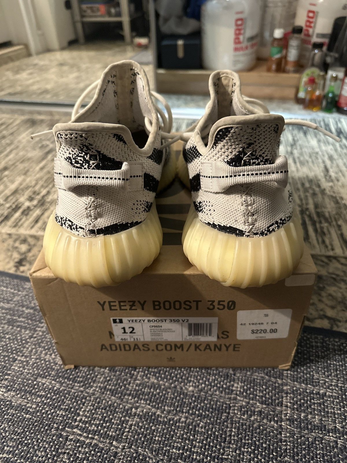 Adidas Yeezy Boost 350 V2 Size US 12 / EU 45 - 5 Thumbnail