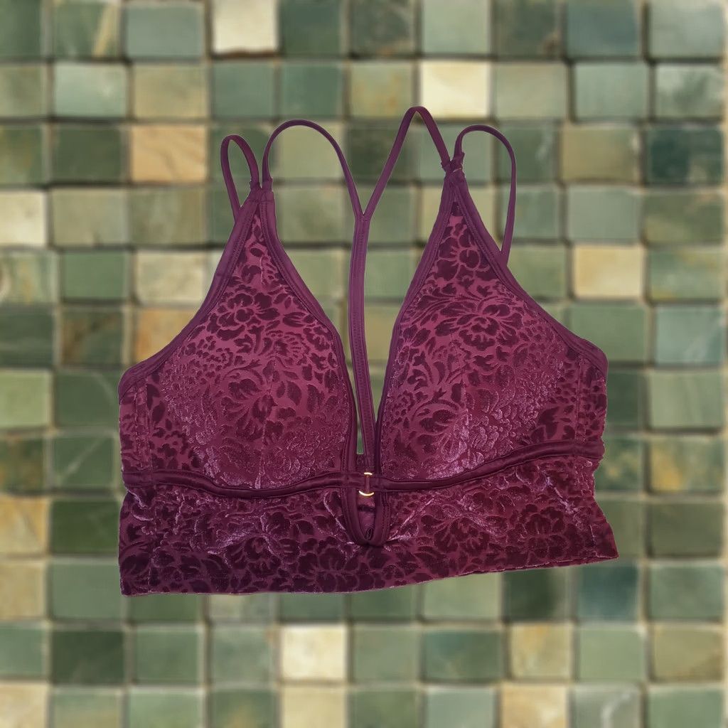 Victoria's Secret Victoria's Secret PINK Bra Medium Burgundy Plunge Padded Wireless Size ONE SIZE - 1 Thumbnail