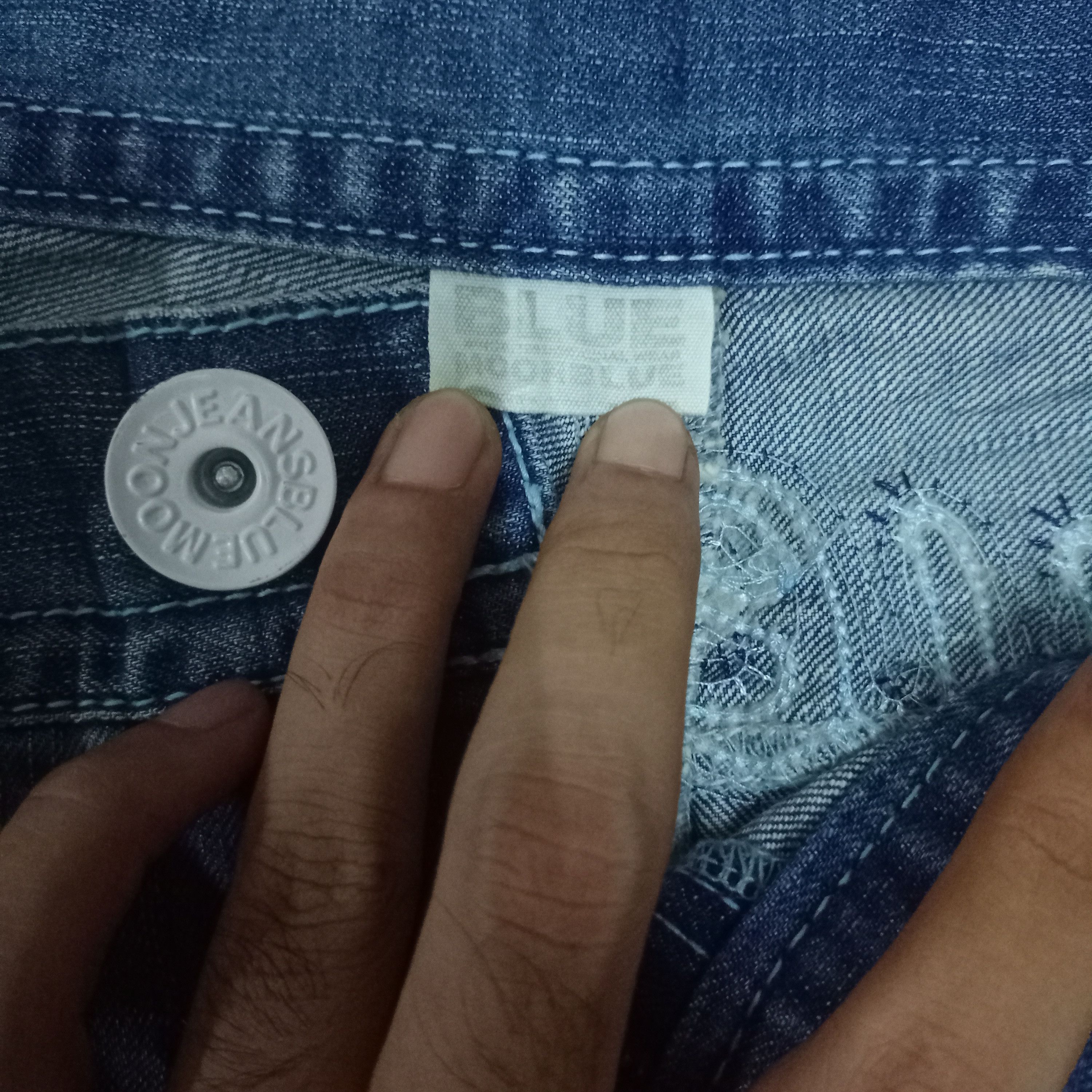 Japanese Brand Vintage BLUE MOON BLUE Spell Out Distressed Baggy Jeans Size US 32 / EU 48 - 4 Thumbnail