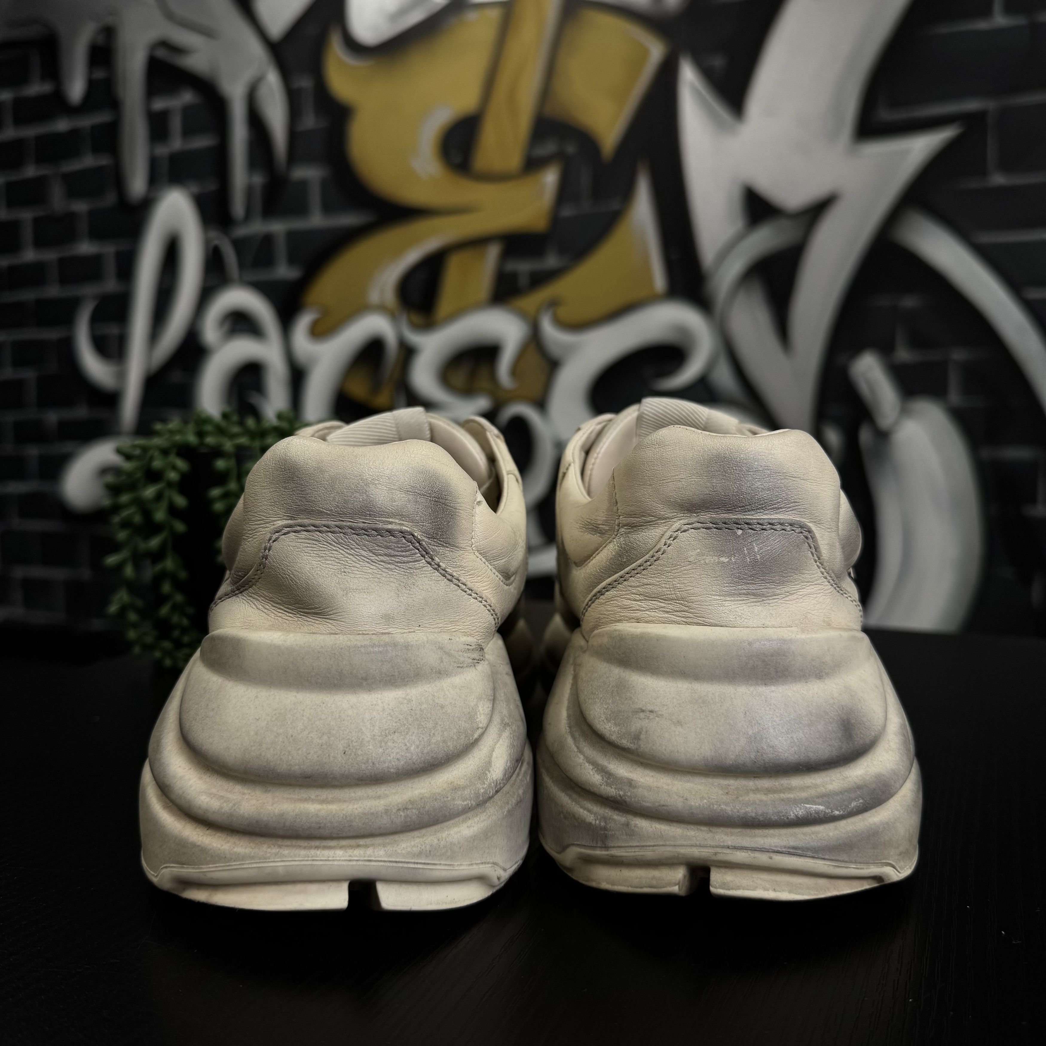 Gucci GUCCI RHYTON MOUTH PRE DISTRESSED Size US 9 / EU 42 - 4 Thumbnail