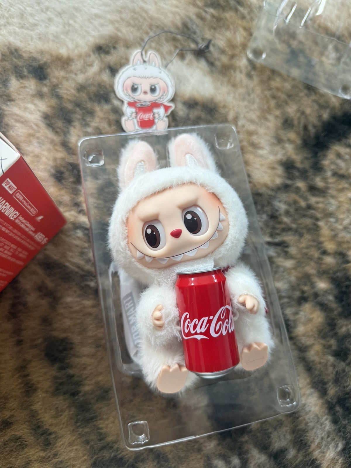 POP MART POP MART MONSTERS LABUBU COCA COLA Size ONE SIZE - 1 Thumbnail