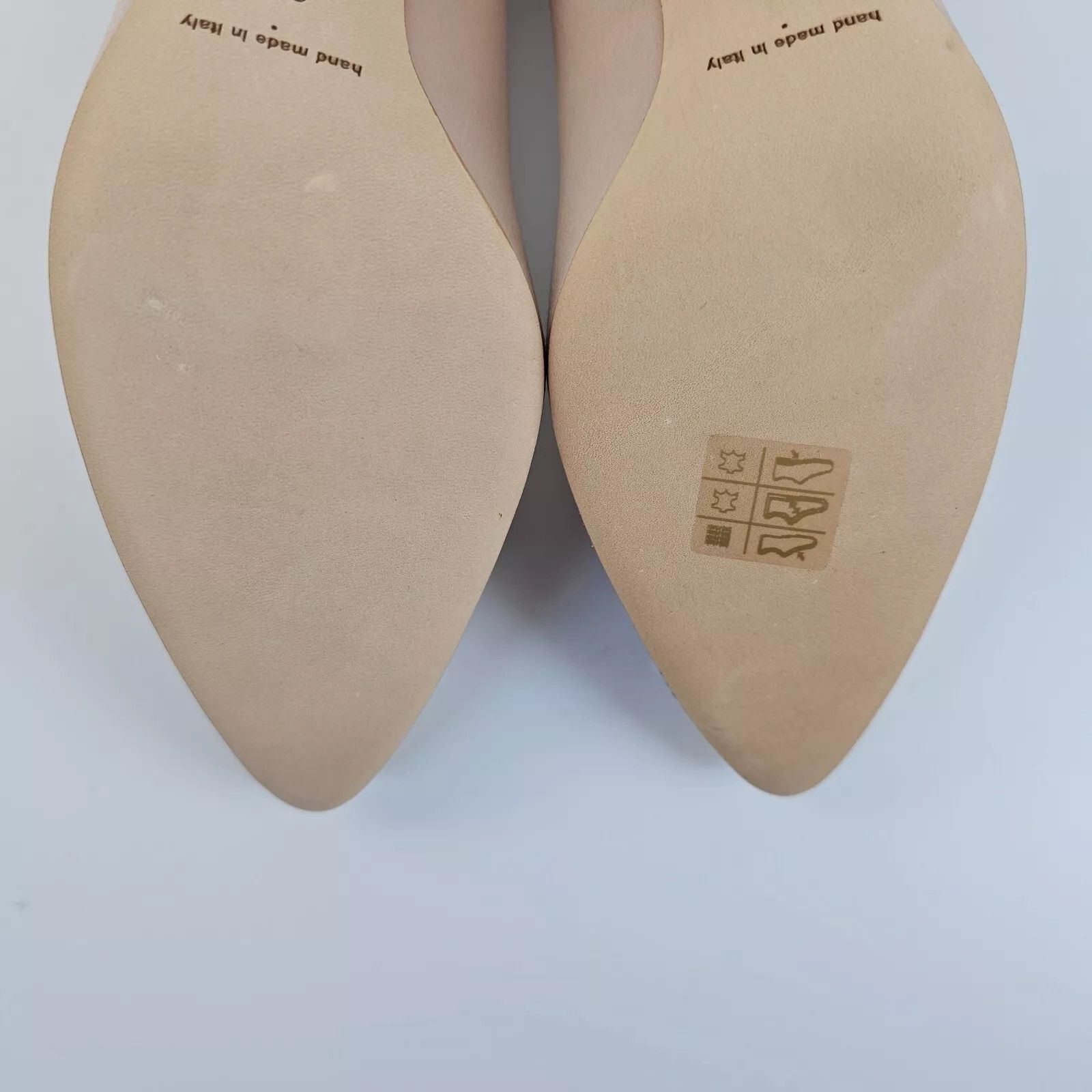 Manolo Blahnik Hangisi Blush Pink Satin 70mm Pumps New