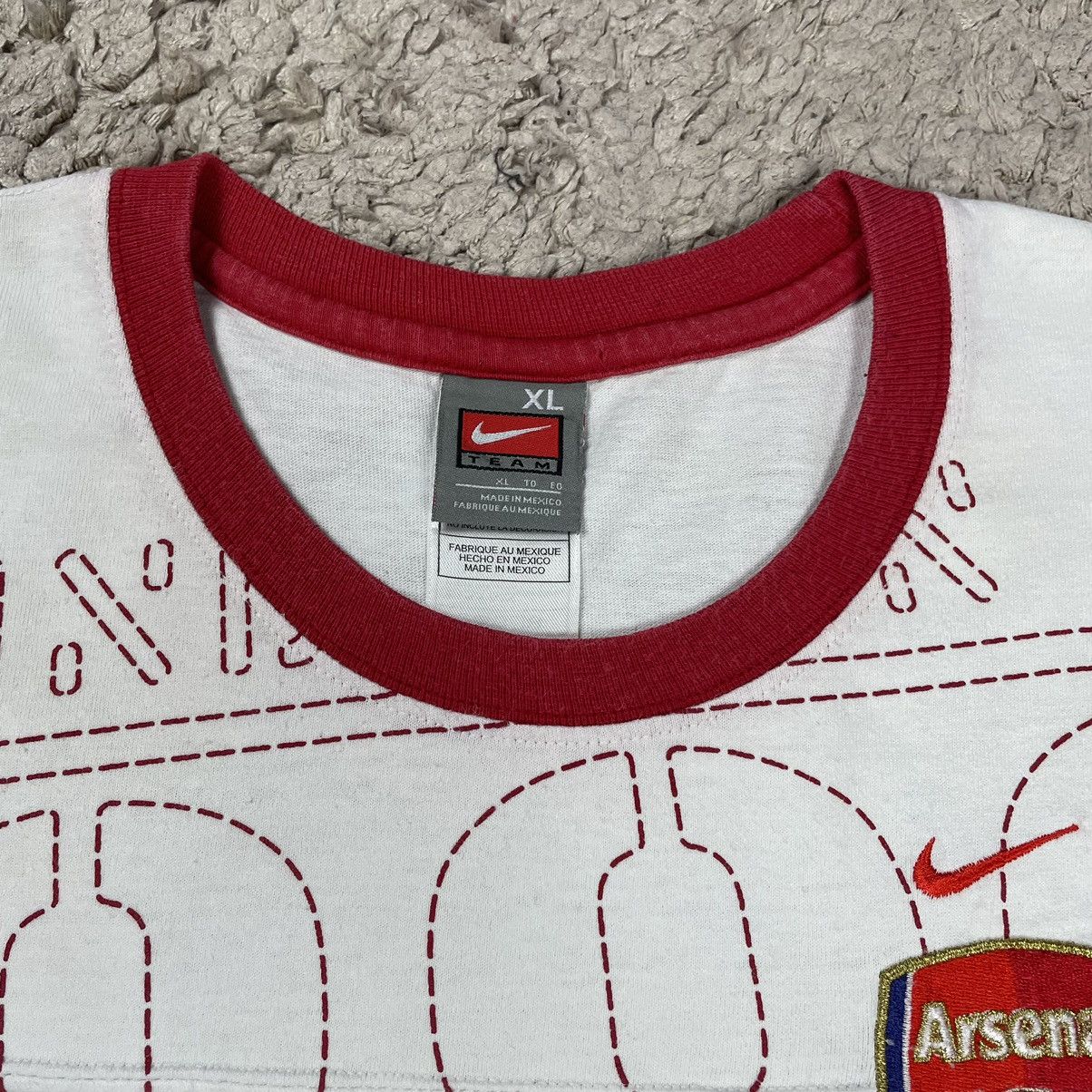 Vintage Vintage Nike Arsenal The Gunners Longsleeve T-shirt Size US XL / EU 56 / 4 - 8 Thumbnail