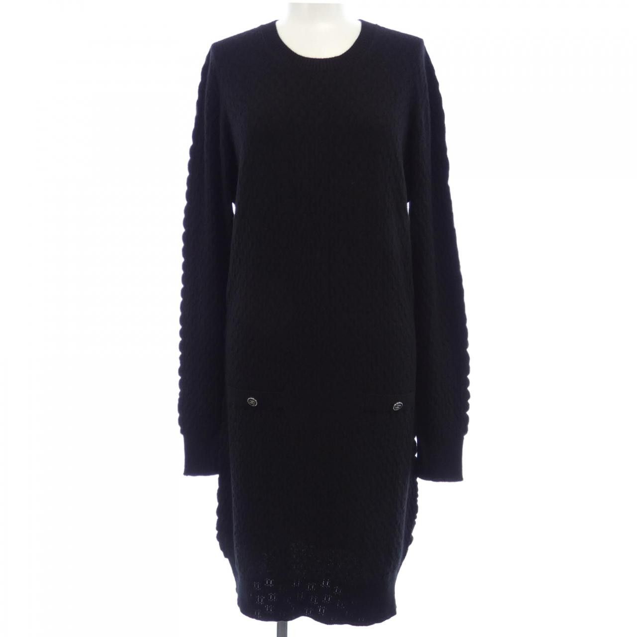 Chanel Chanel Chanel P75352K10778 Cashmere Dress Others Dresses P75352K10778 DUTY FREE for USA Size ONE SIZE - 1 Thumbnail
