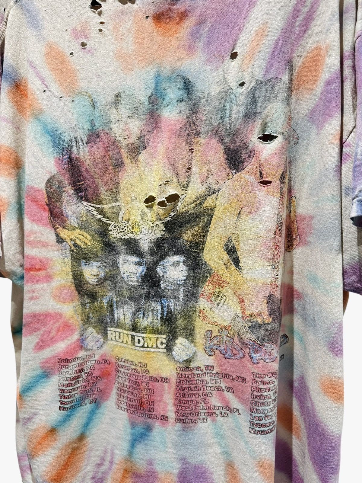 Aerosmith RARE Thrashed & Faded Aerosmith Run DMC Vintage Band Tee Size US XXL / EU 58 / 5 - 7 Thumbnail