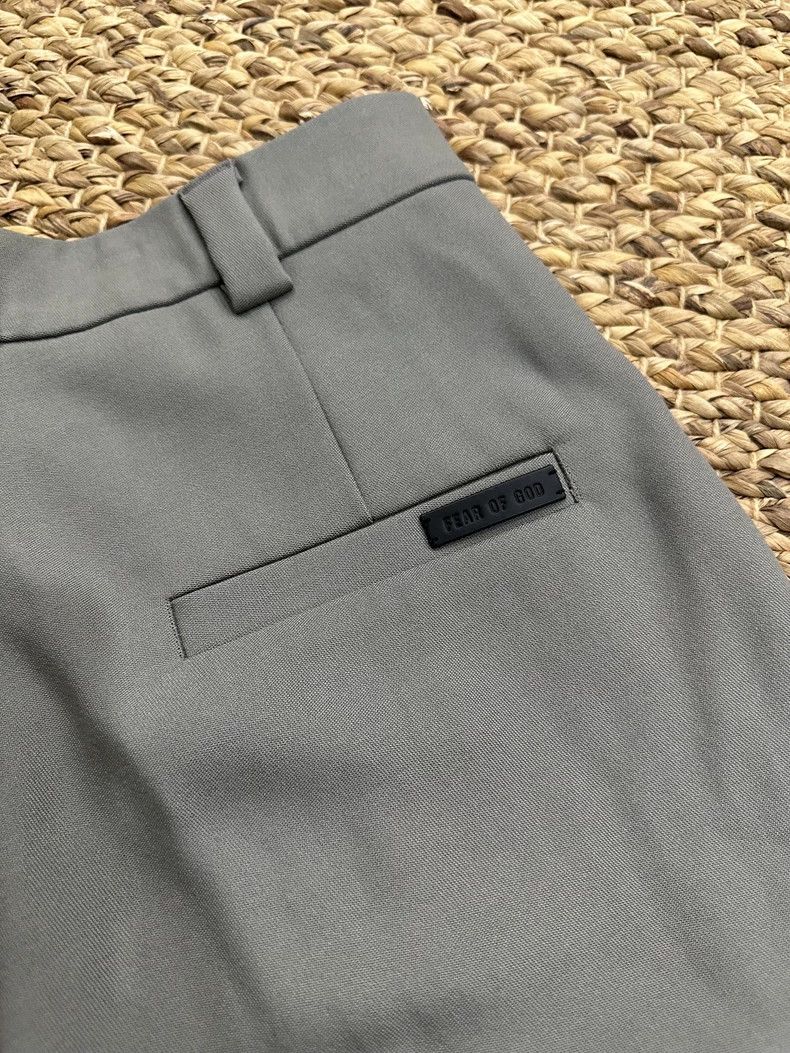 Fear of God Fear of God Solid draped casual trousers Size US 32 / EU 48 - 9 Thumbnail