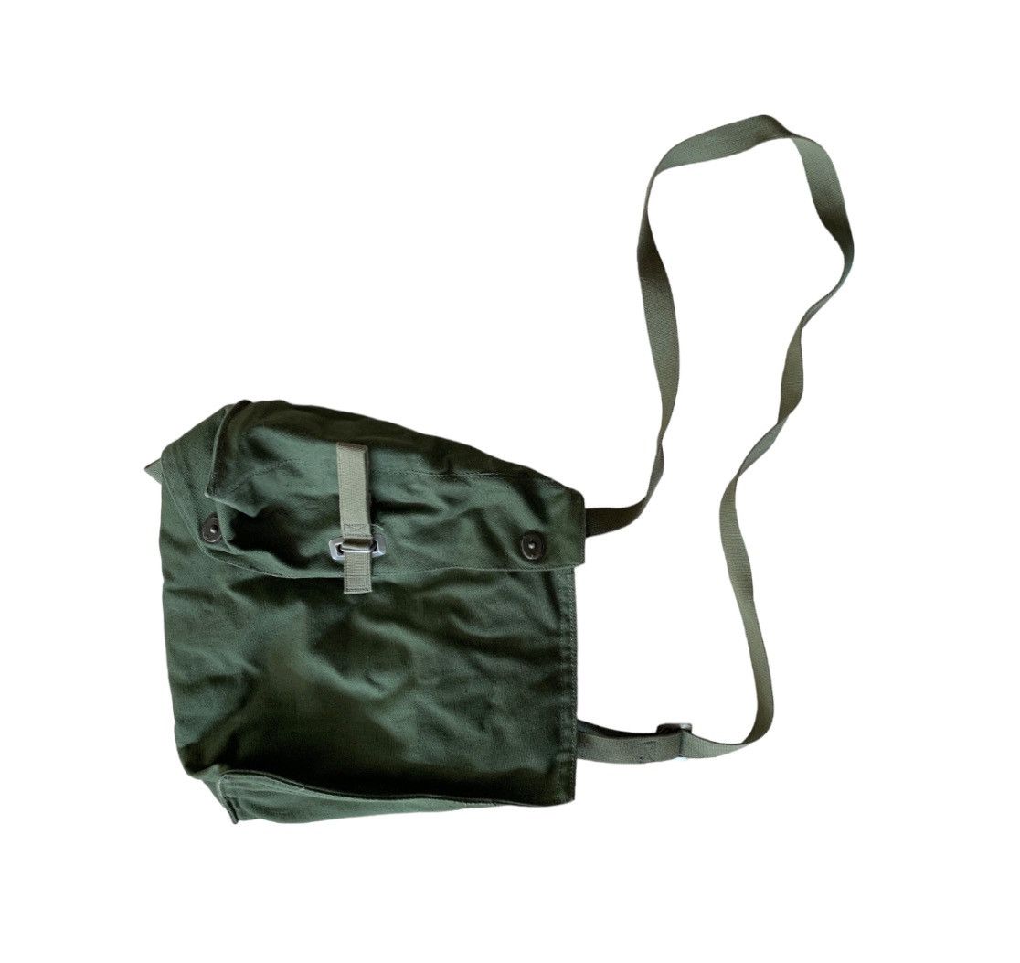 image of Military x Vintage 1970S Vintage Crossbody Gas Mask Bag in Army, Men's