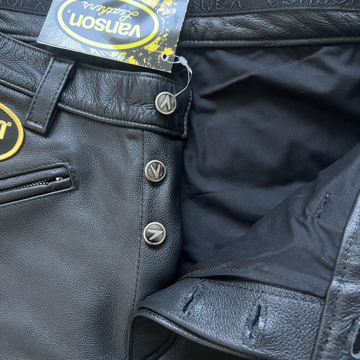 Supreme × Vanson Leathers Supreme x Vanson Ghost Rider Leather Pants (Black) Size US 32 / EU 48 - 13 Thumbnail